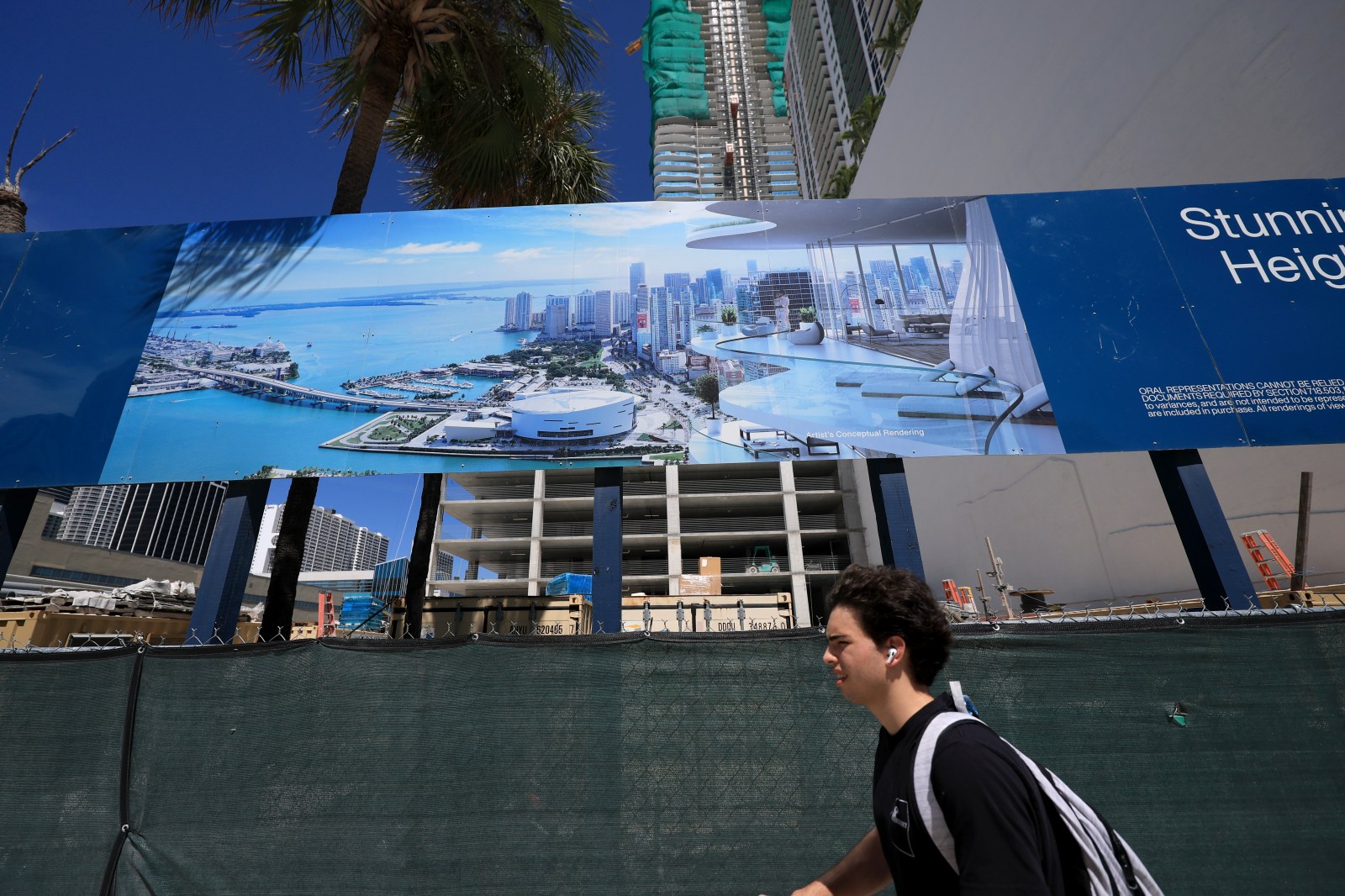 newsweek.com - Giulia Carbonaro - Investors are avoiding Florida's housing market