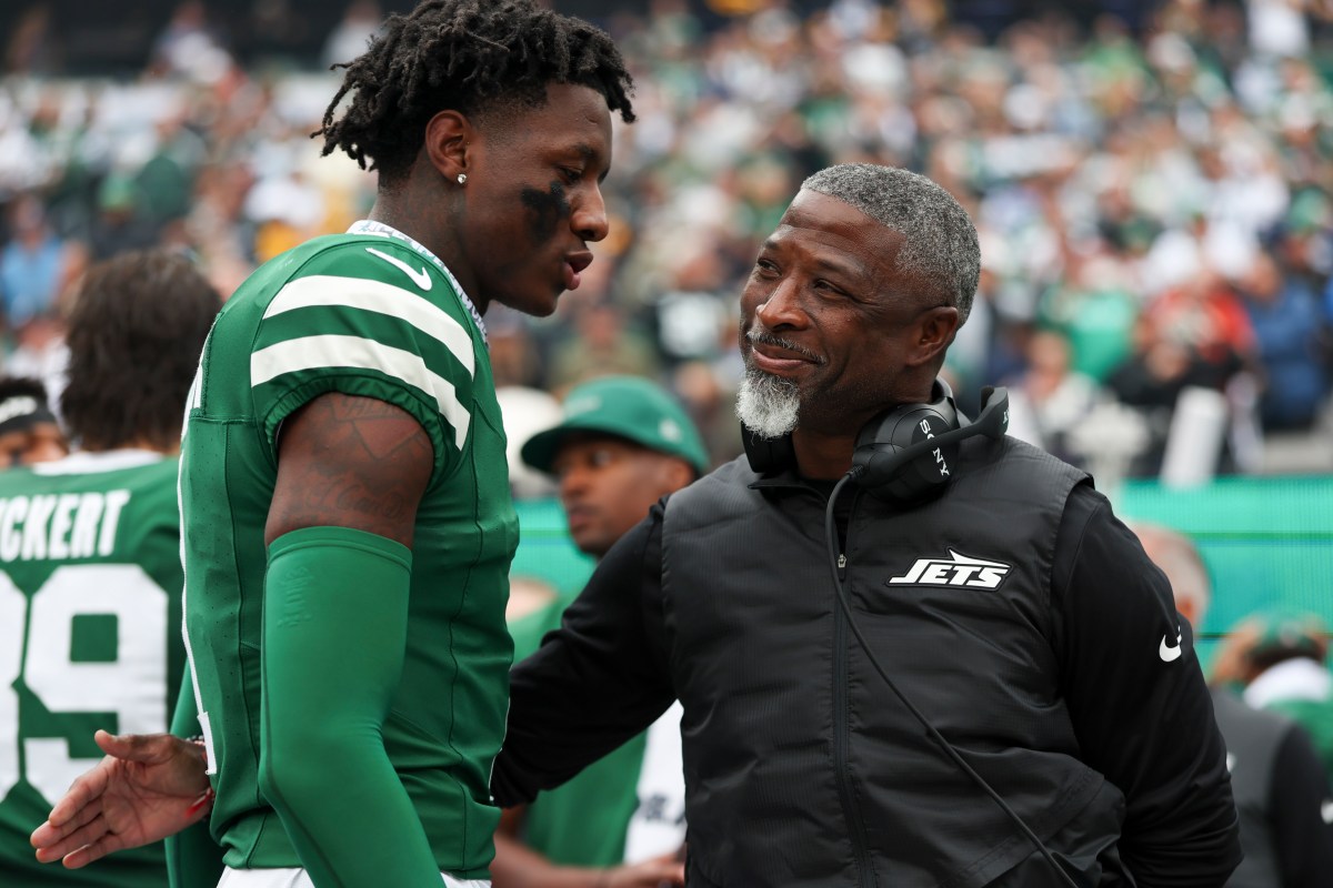 Jets Eye Bold Moves in 2026 NFL Draft: Can They Secure Their Future Star?