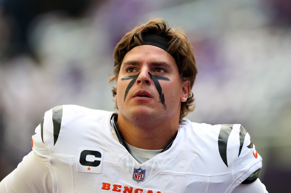 Odds Favor 4-Team Race for Defensive Star Trey Hendrickson