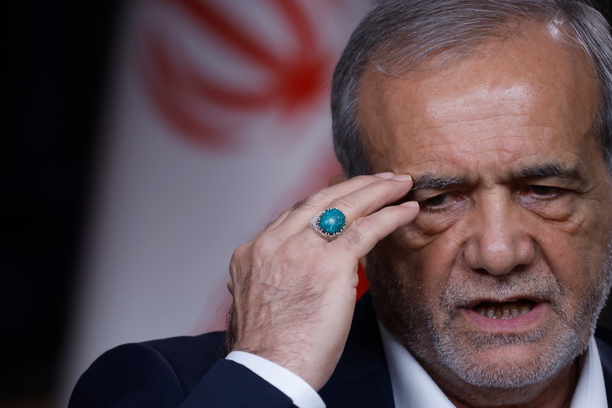 Iranian president slammed by hardliners for apology to neighbors