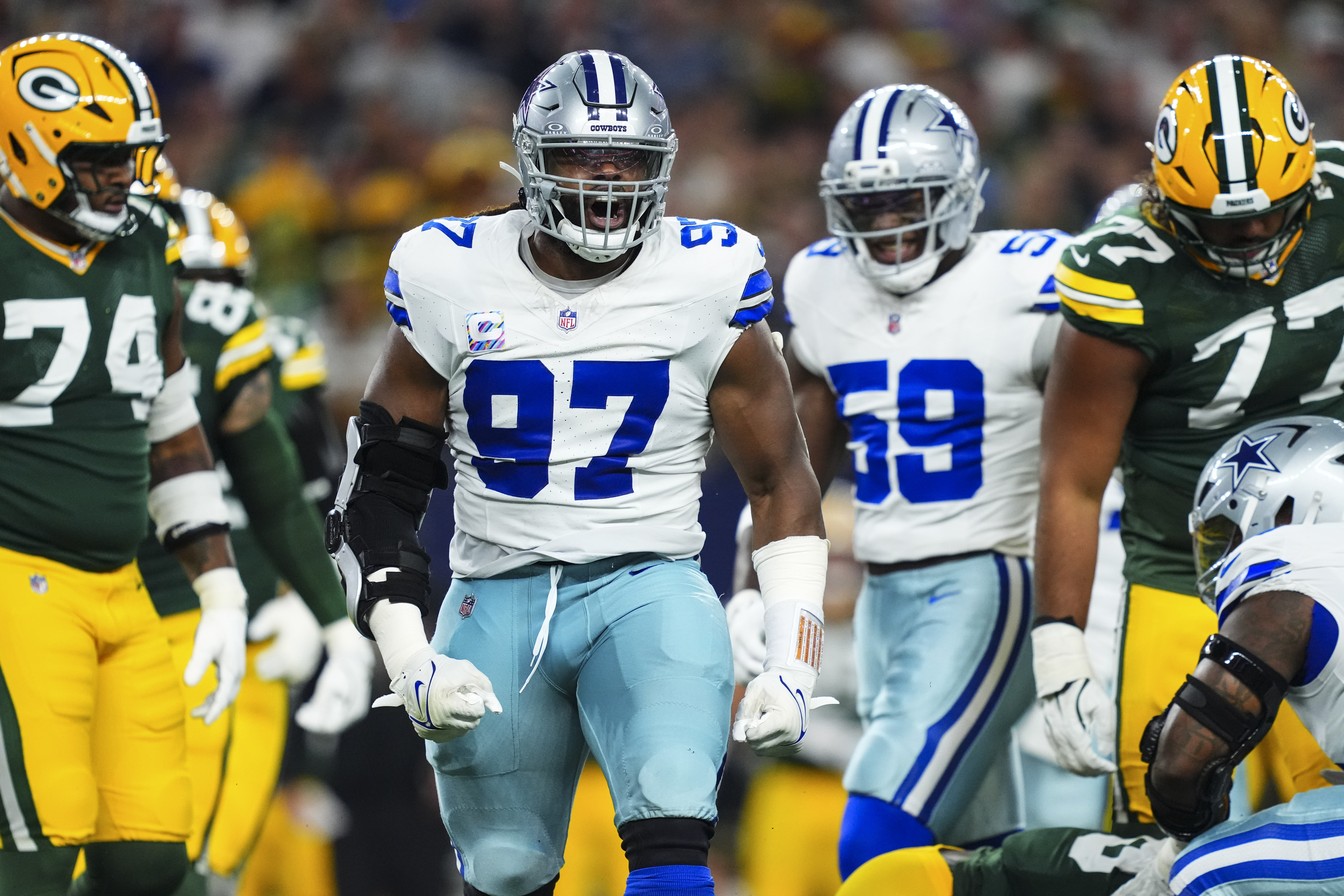 Cowboys Send Veteran Defender to 49ers One Year After Big Extension