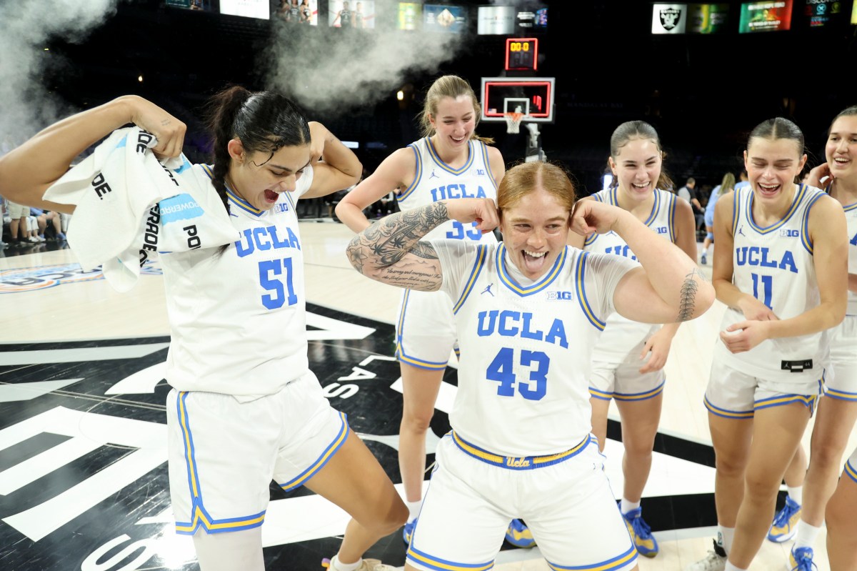 Did UCLA or UConn get No. 1 overall seed in women’s NCAA Tournament?