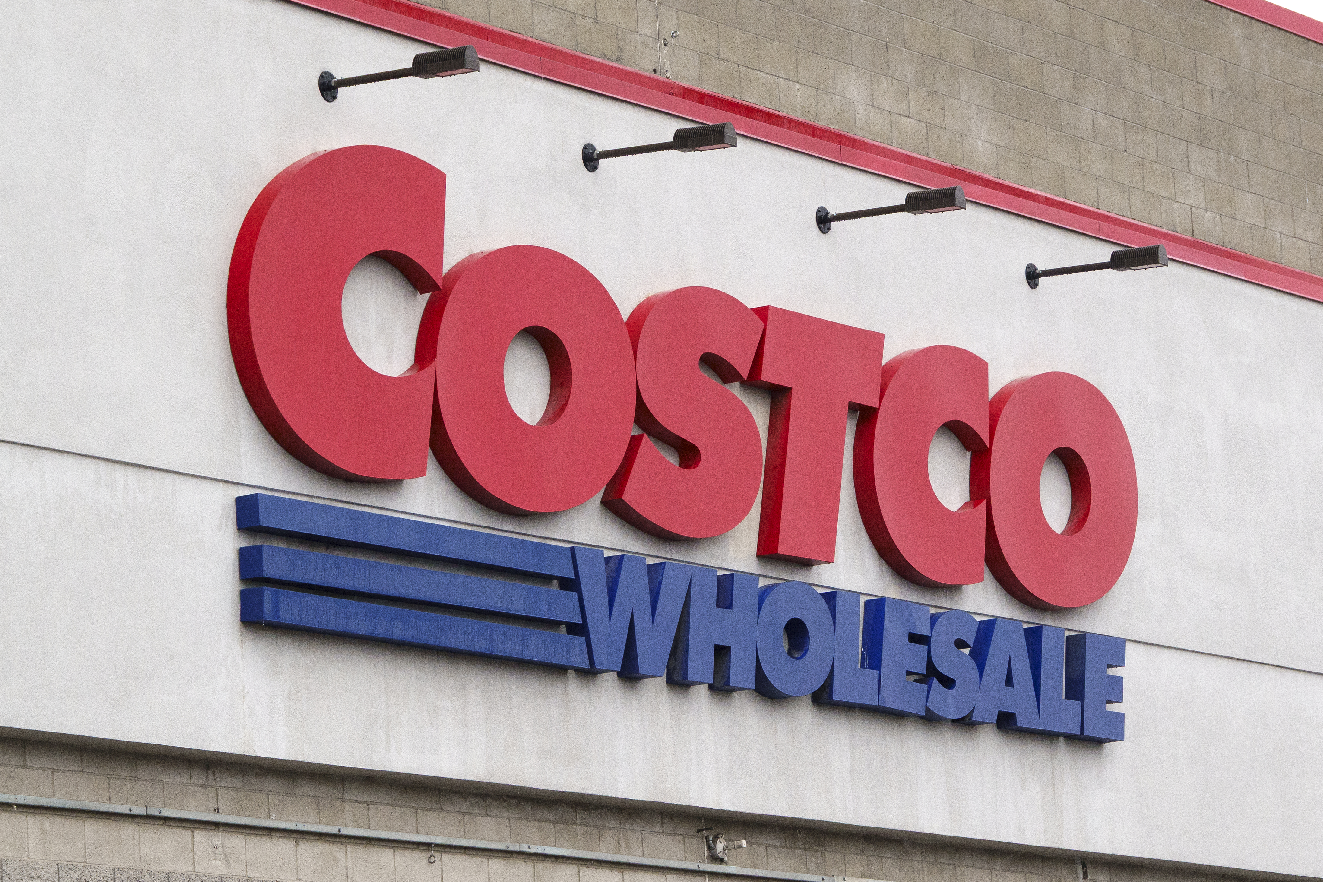 Woman Reveals Hidden Costco Tricks, Including the ‘Star of Death’