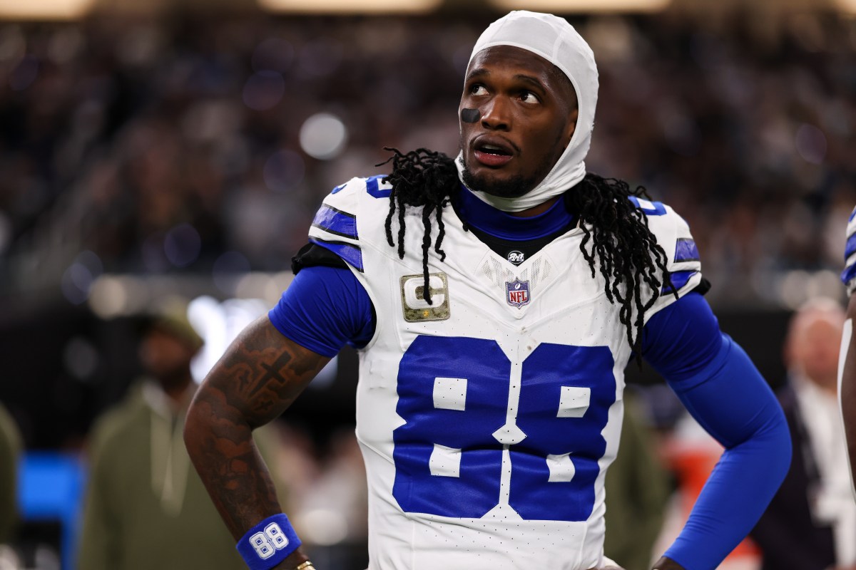 A estrela dos Cowboys, CeeDee Lamb, falou abertamente sobre seu treinador principal.