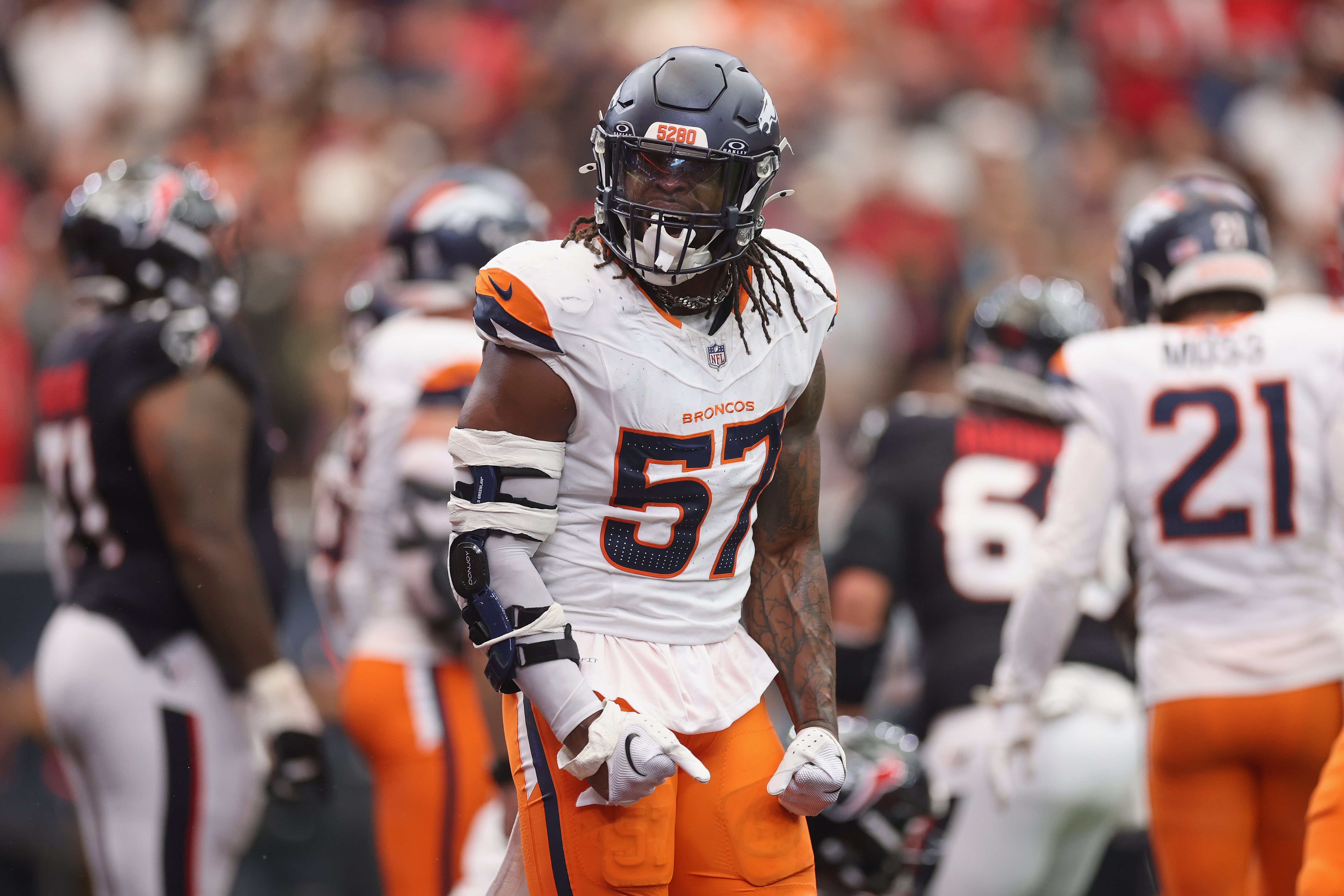 49ers Reunite With Former Fan Favorite Defensive Star