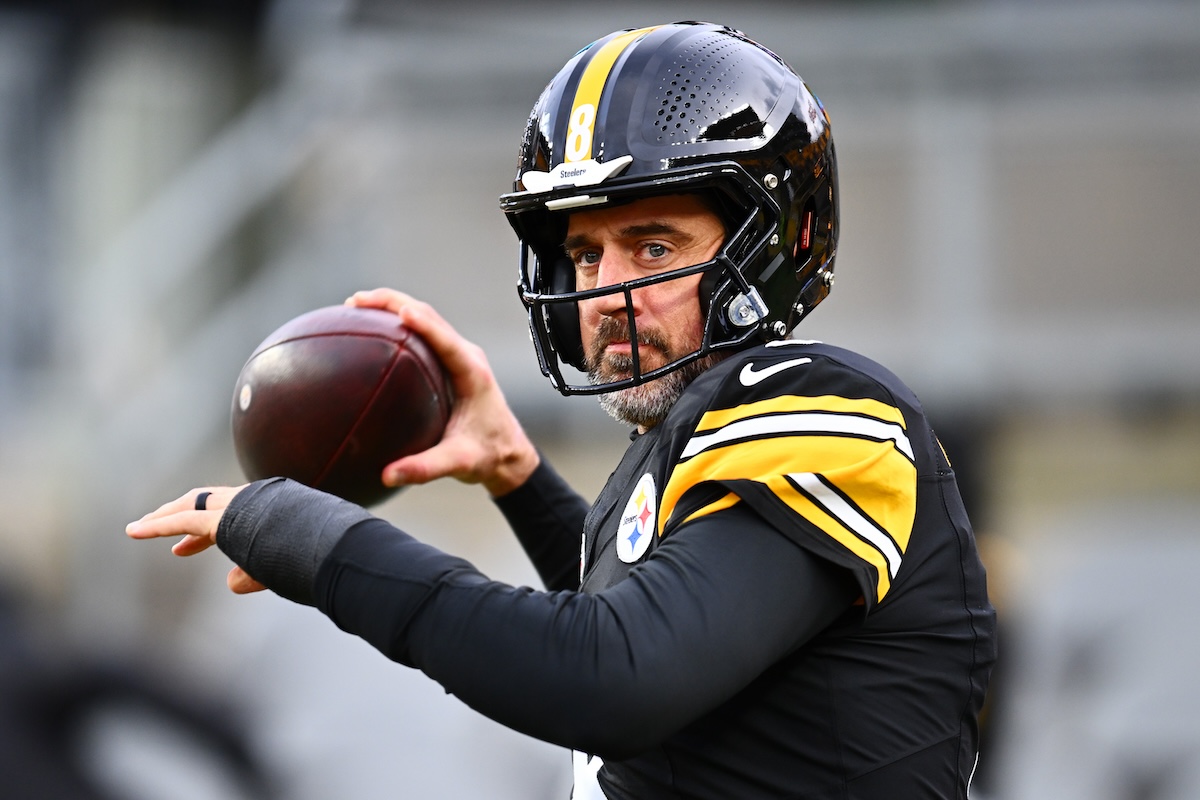 Steelers Urged to Pull Off Trade for Aaron Rodgers' Replacement