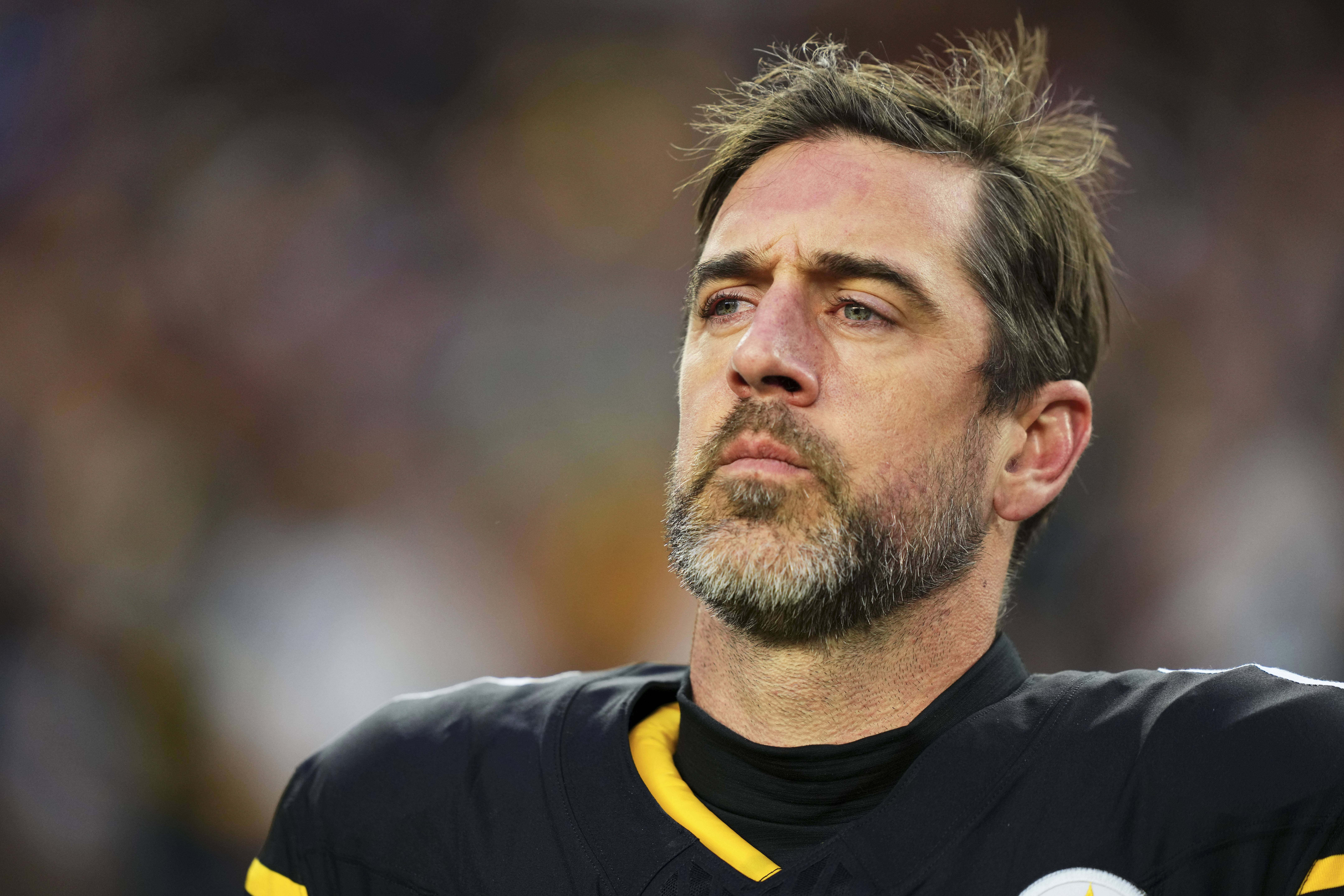 Former Steelers QB Shares Aaron Rodgers Theory as Pittsburgh Awaits
