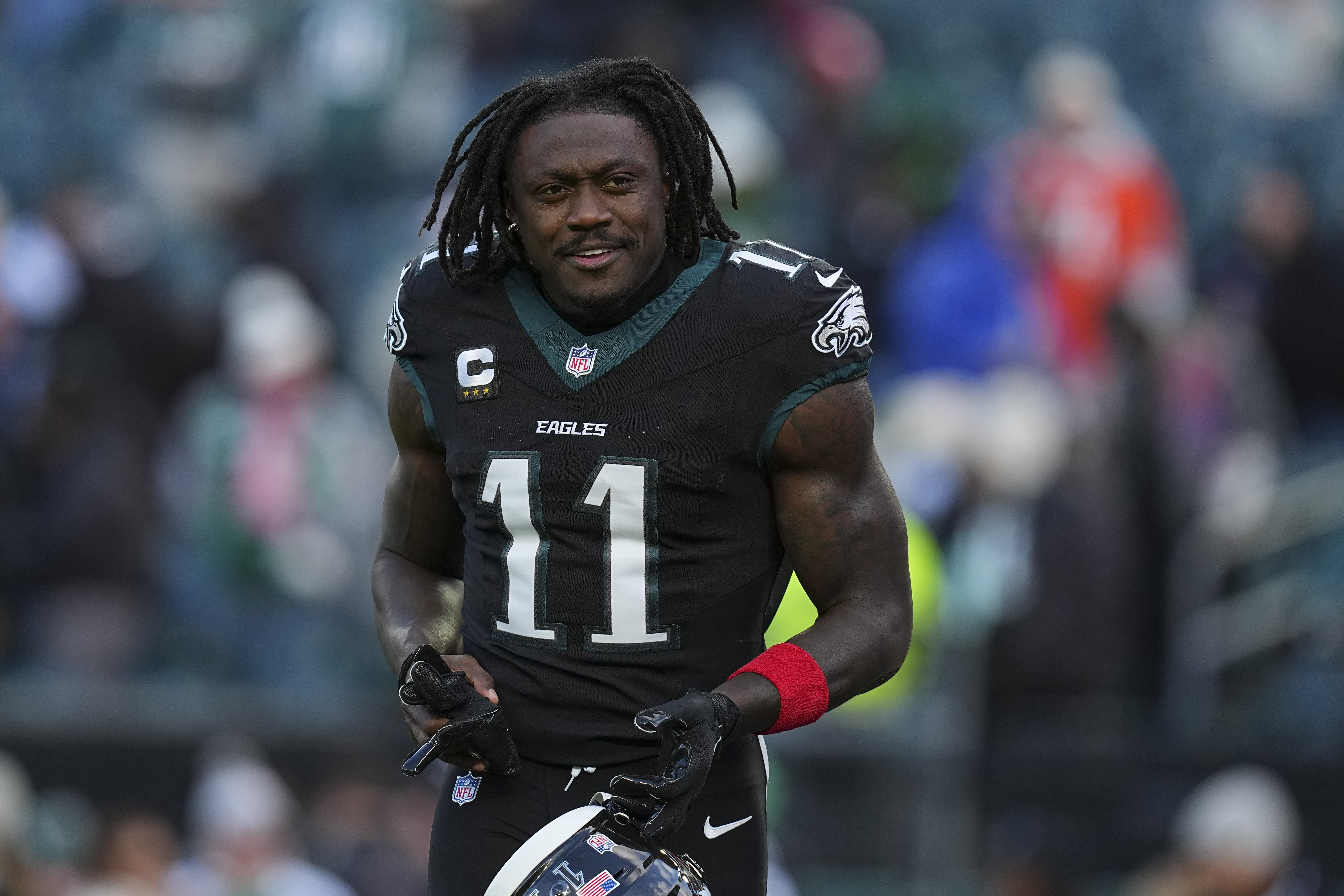 NFL Insider Throws Cold Water on A.J. Brown-Patriots Trade Rumors