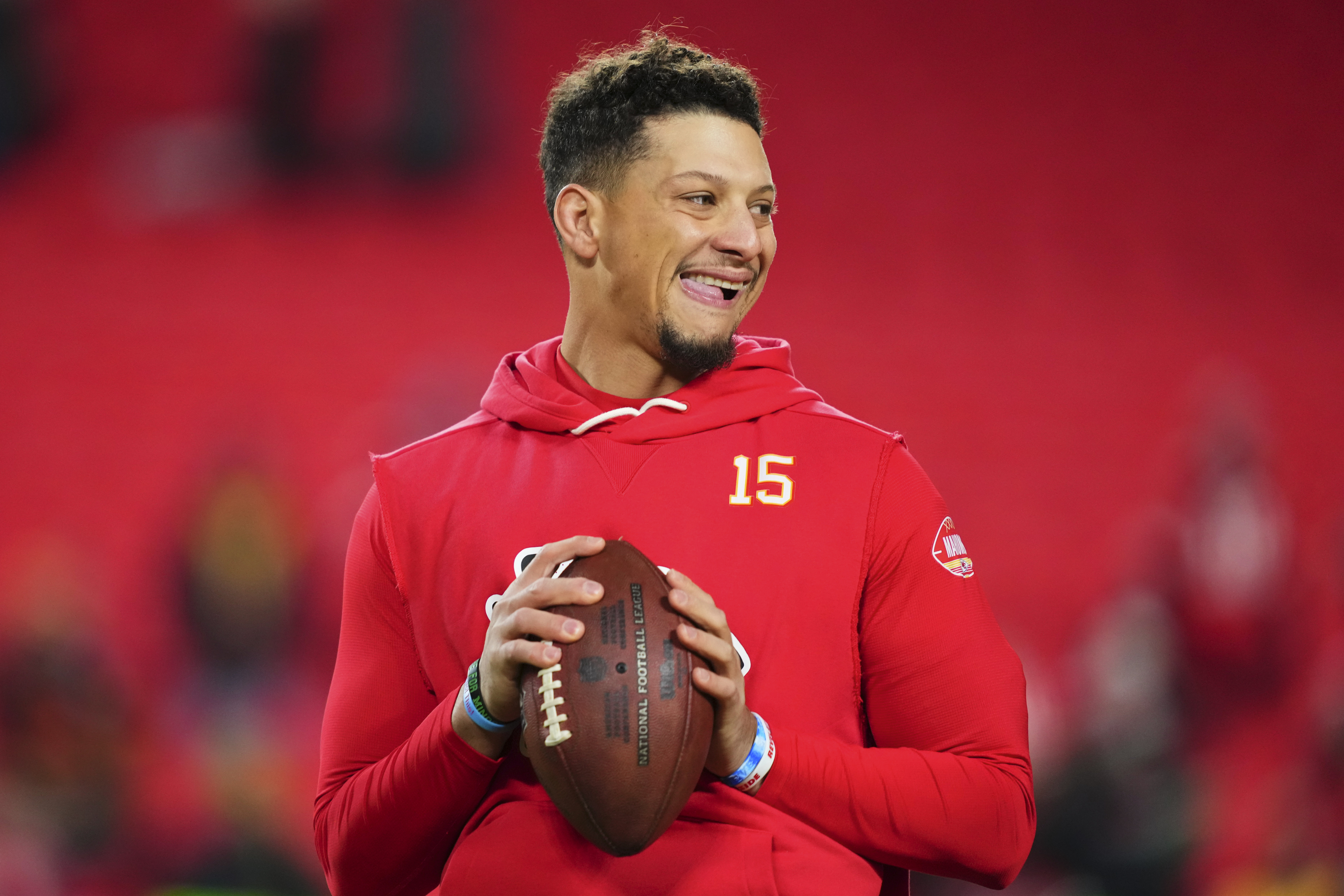 Chiefs QB Patrick Mahomes Hit With Disappointing WR News