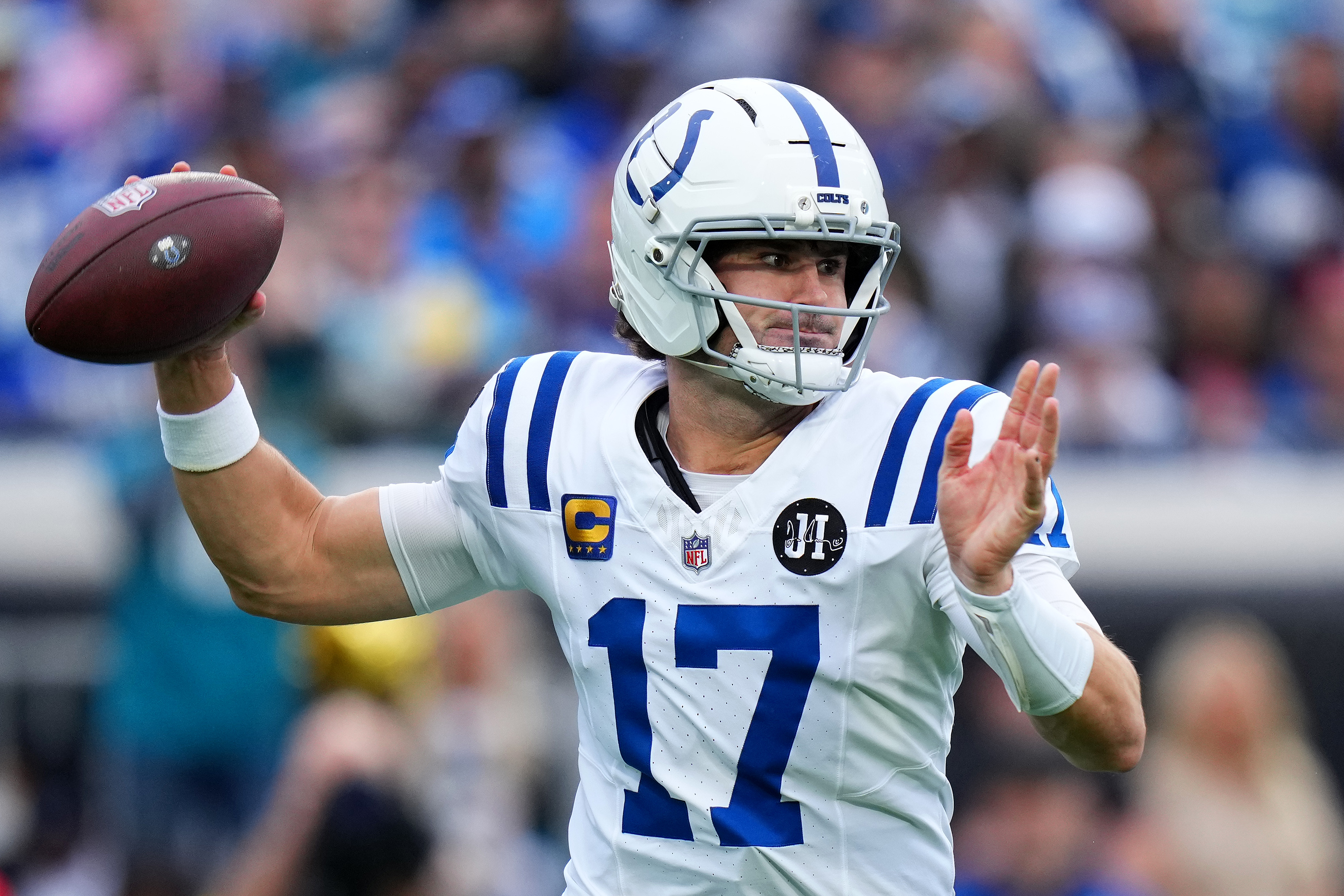 Daniel Jones Returns to Colts on Historic $100 Million Deal