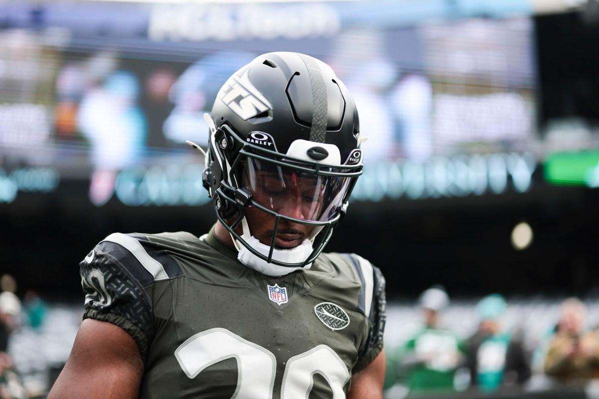 Jets facing backlash after Breece Hall decision