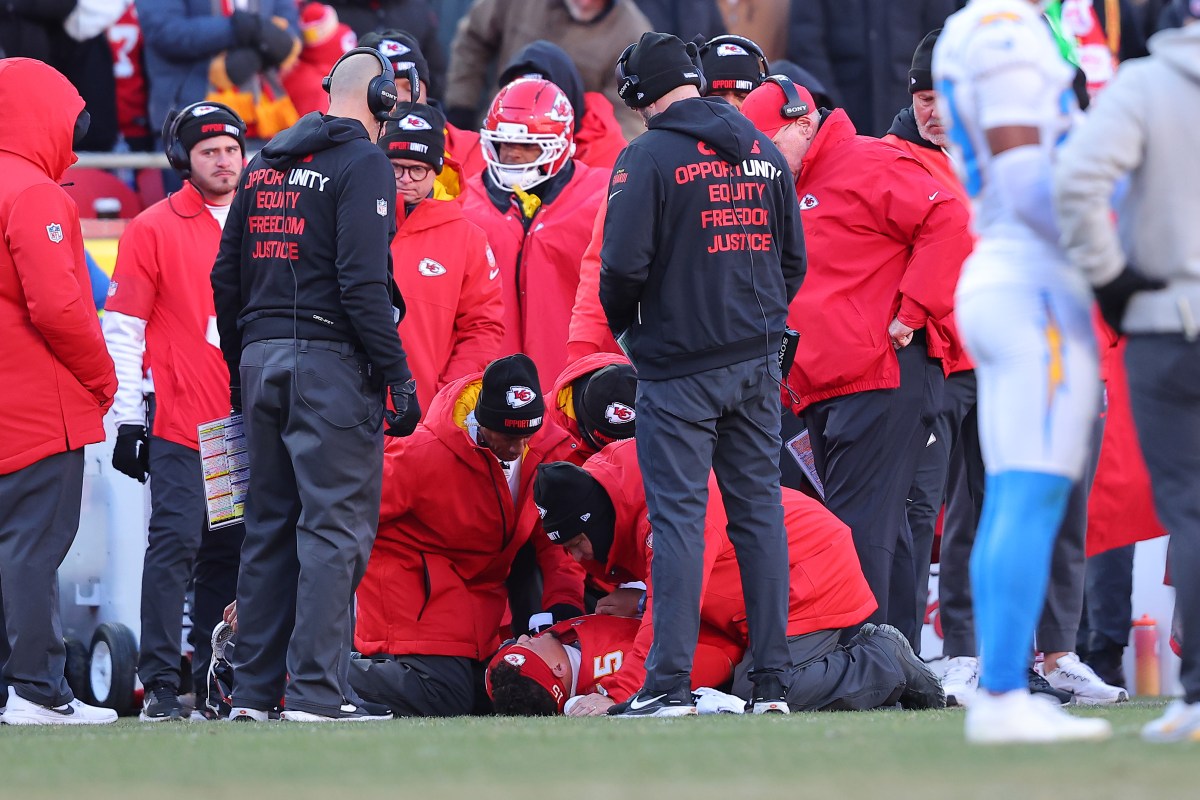 NFL Considering Chiefs Change Amid Patrick Mahomes Injury
