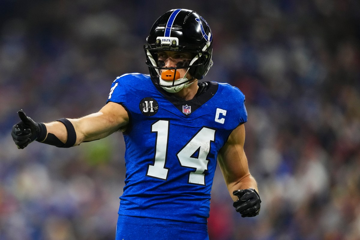 Colts re-sign Alec Pierce to massive last-minute extension before free agency