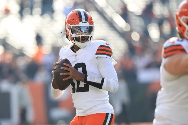 Cleveland Browns quarterback Shedeur Sanders