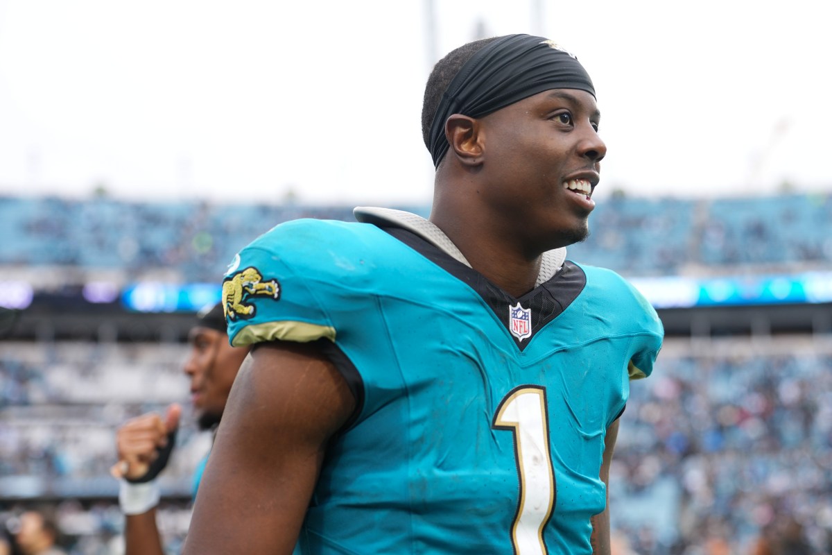 Surprising prediction sends Travis Etienne Jr. to AFC rival on $39 million deal