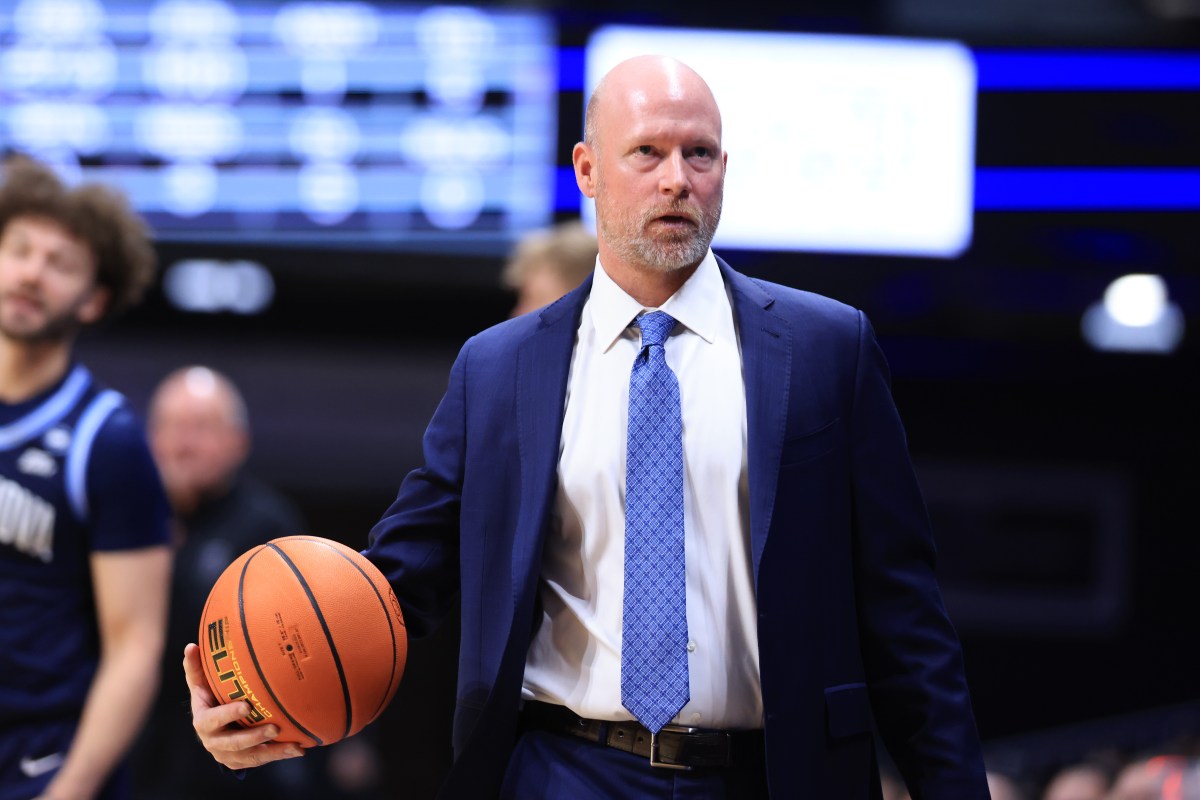 Kevin Willard, de Villanova, ameaça demitir toda a equipe do torneio Mid-NCAA