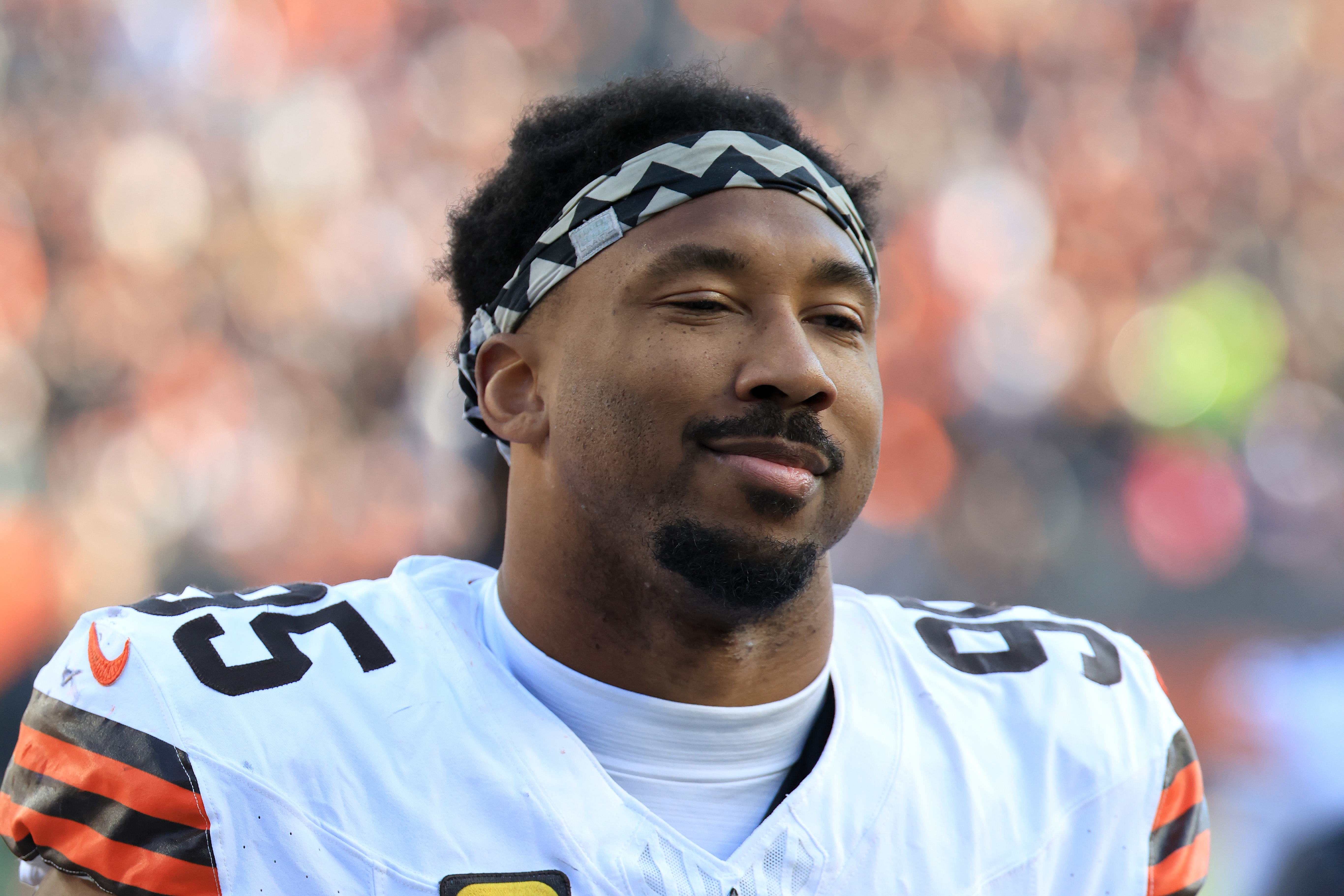 Browns Could Have Surprising Trade Destination for Myles Garrett