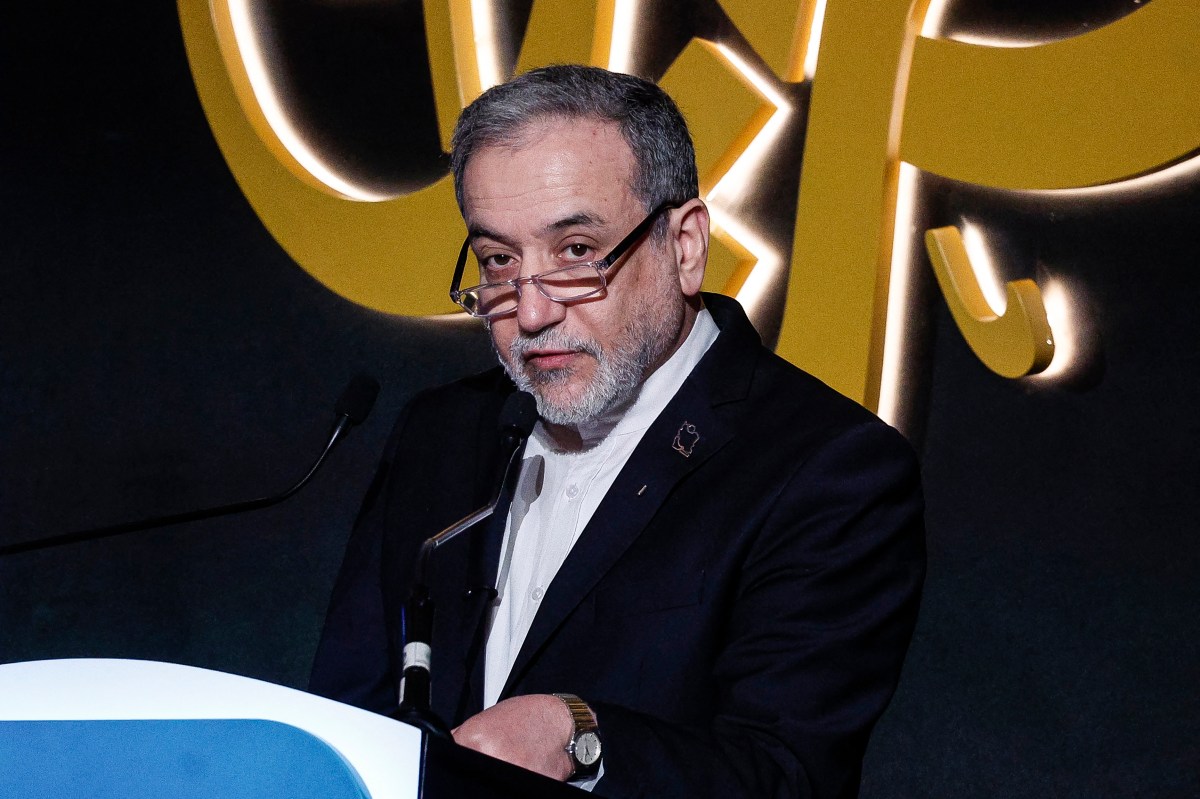 Is Russia helping Iran locate US forces? Iranian foreign minister responds