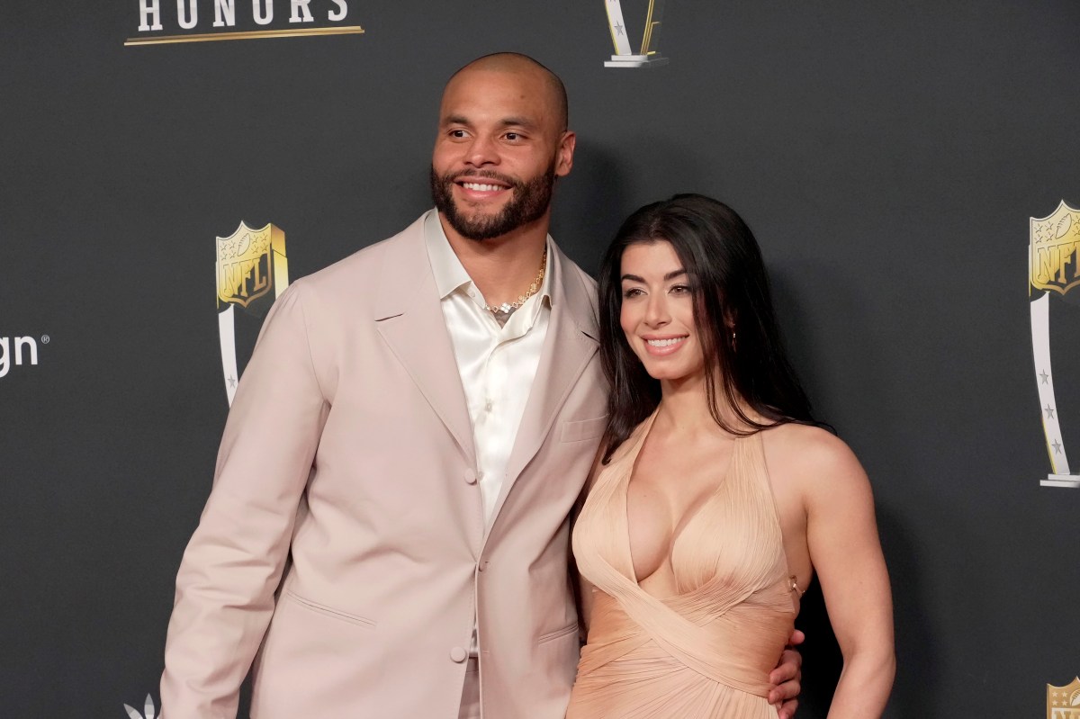 Cowboys QB Dak Prescott and fiancée break up 1 month before wedding: Report