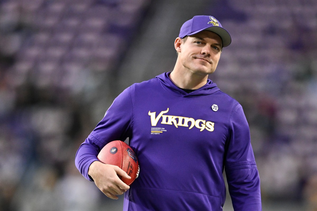 Vikings' Kevin O'Connell Awkwardly Avoids Naming Kyler Murray Starting QB