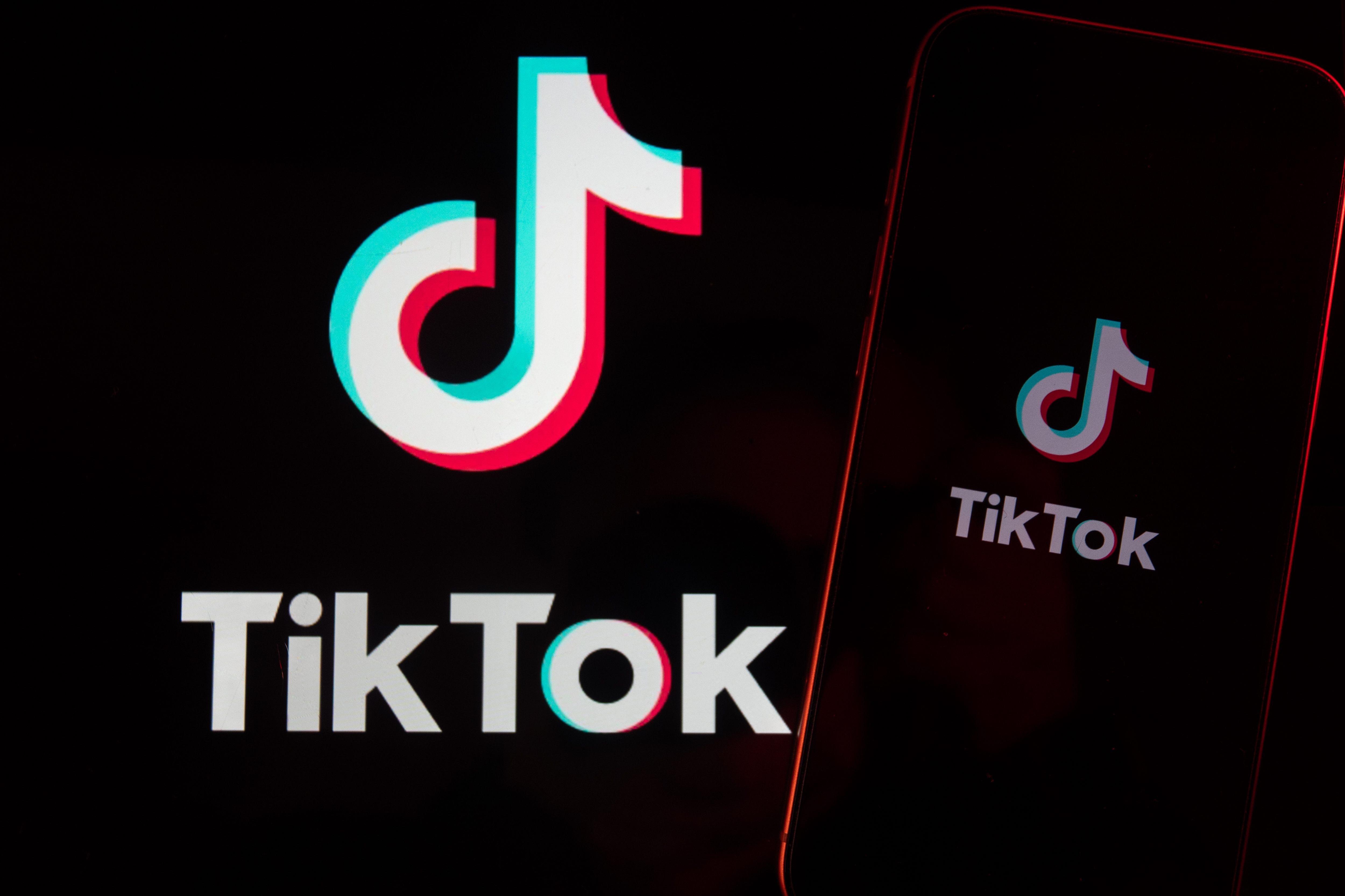 Is TikTok Down? Why Videos May Have Low Views
