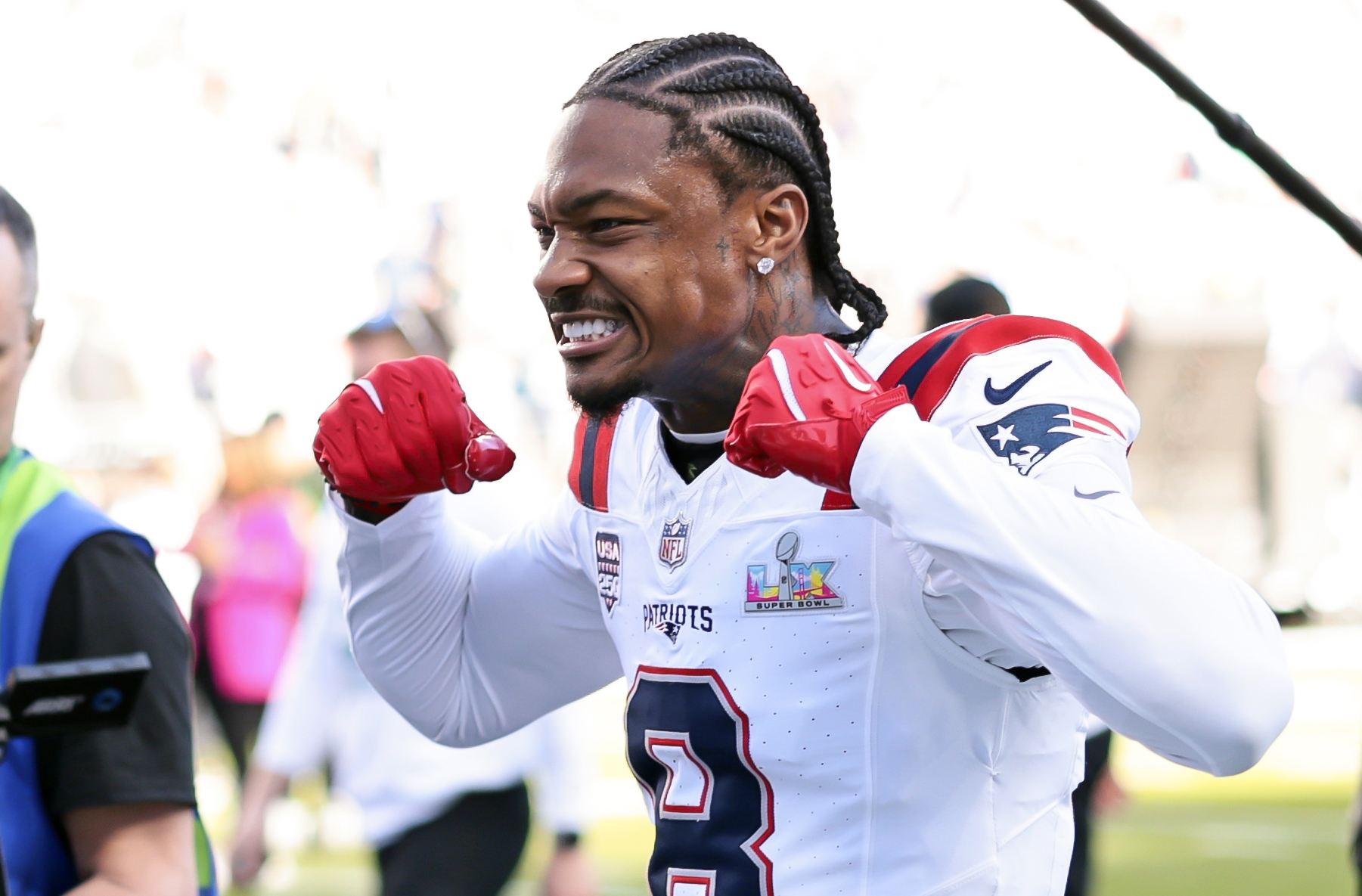 Chiefs May Be 1 Move Away From Adding Stefon Diggs — If They’re Willing to Risk It