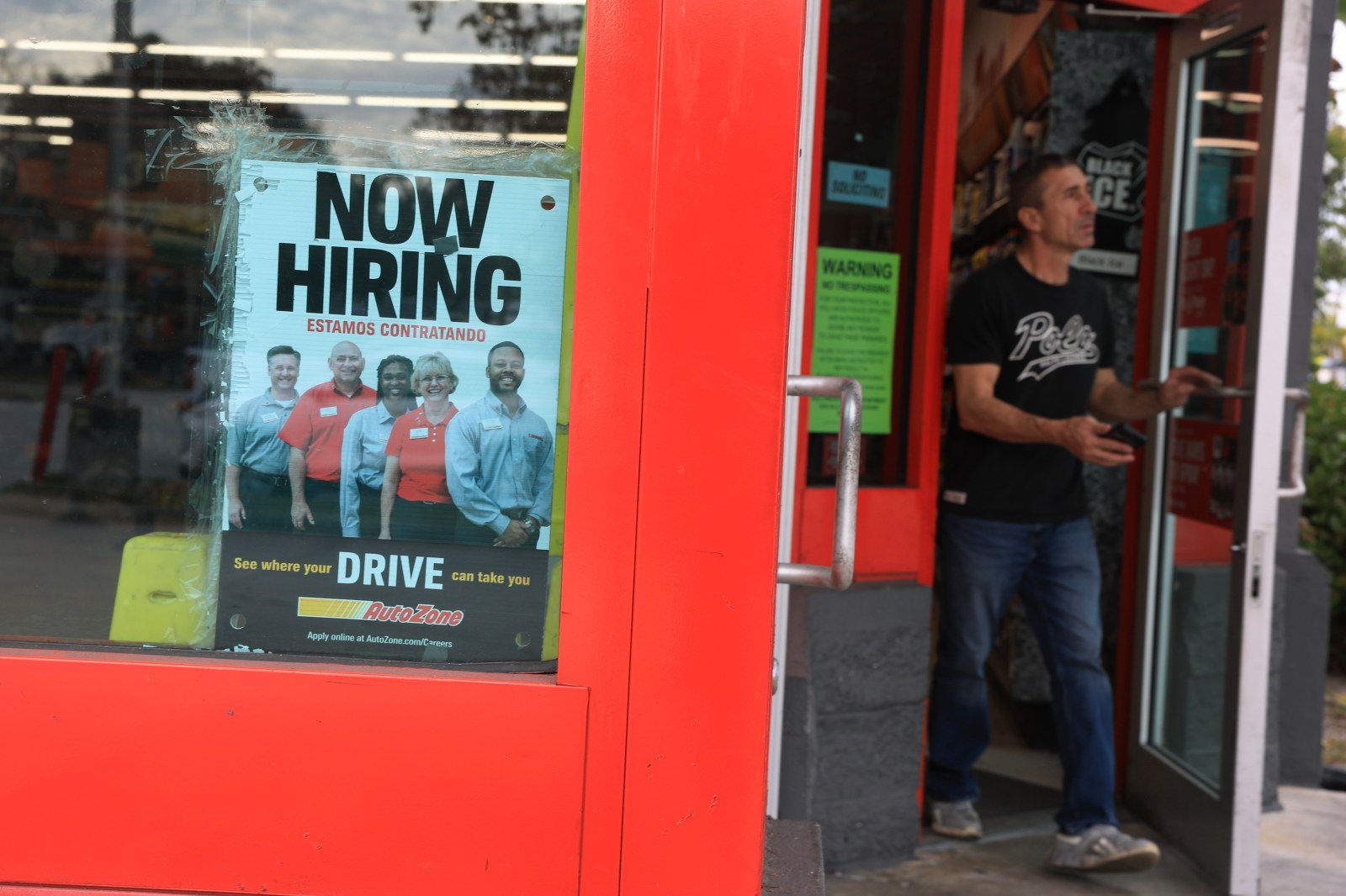 newsweek.com - Jenni Fink - When are March 2026 unemployment payments coming?