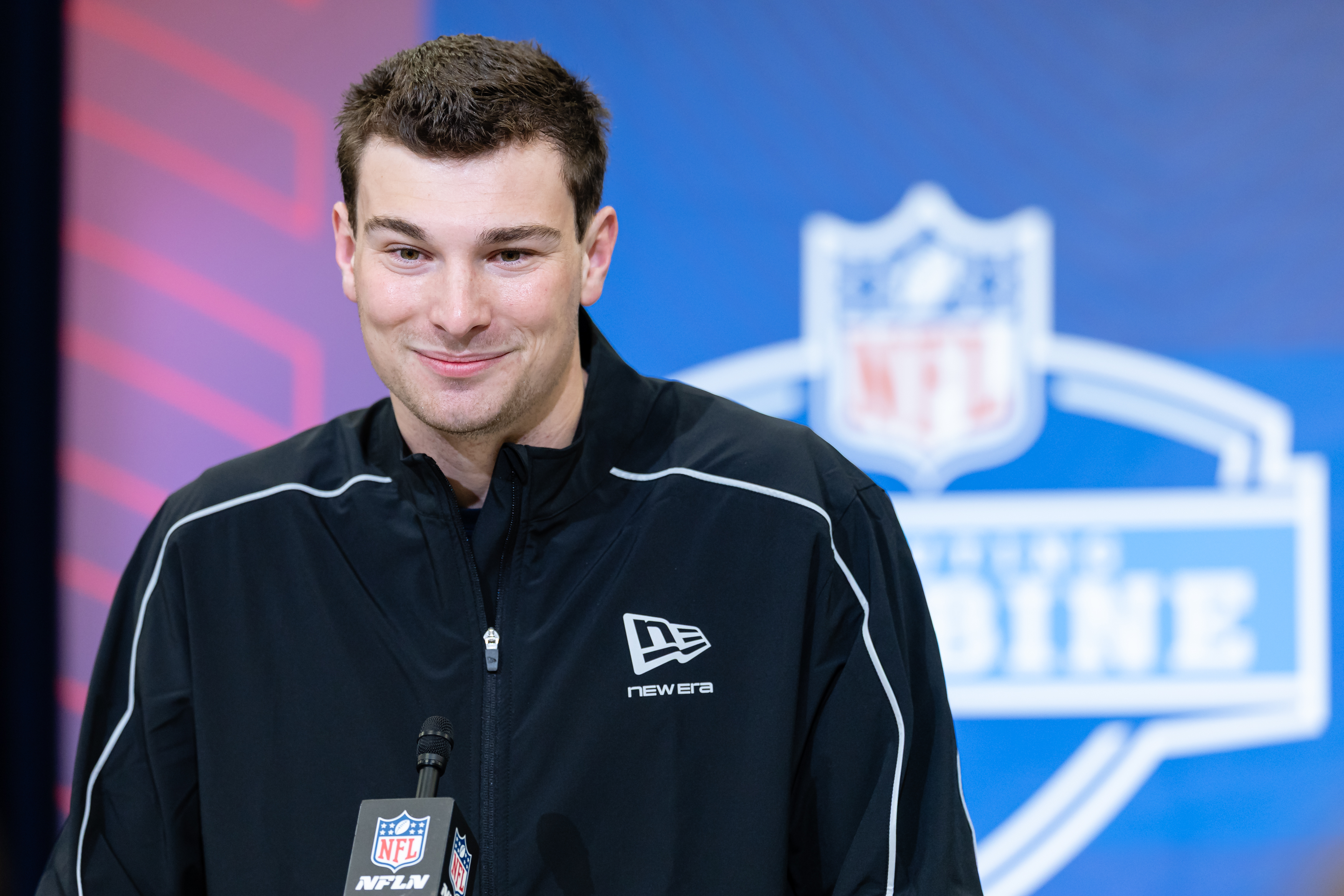 New York Jets GM Gives Blunt Response on Moving Up for Fernando Mendoza