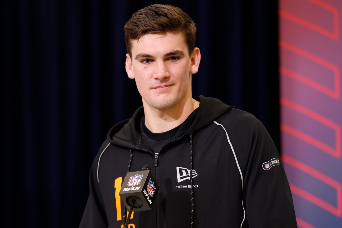 Previsão do Major Ty Simpson feita antes do Draft da NFL