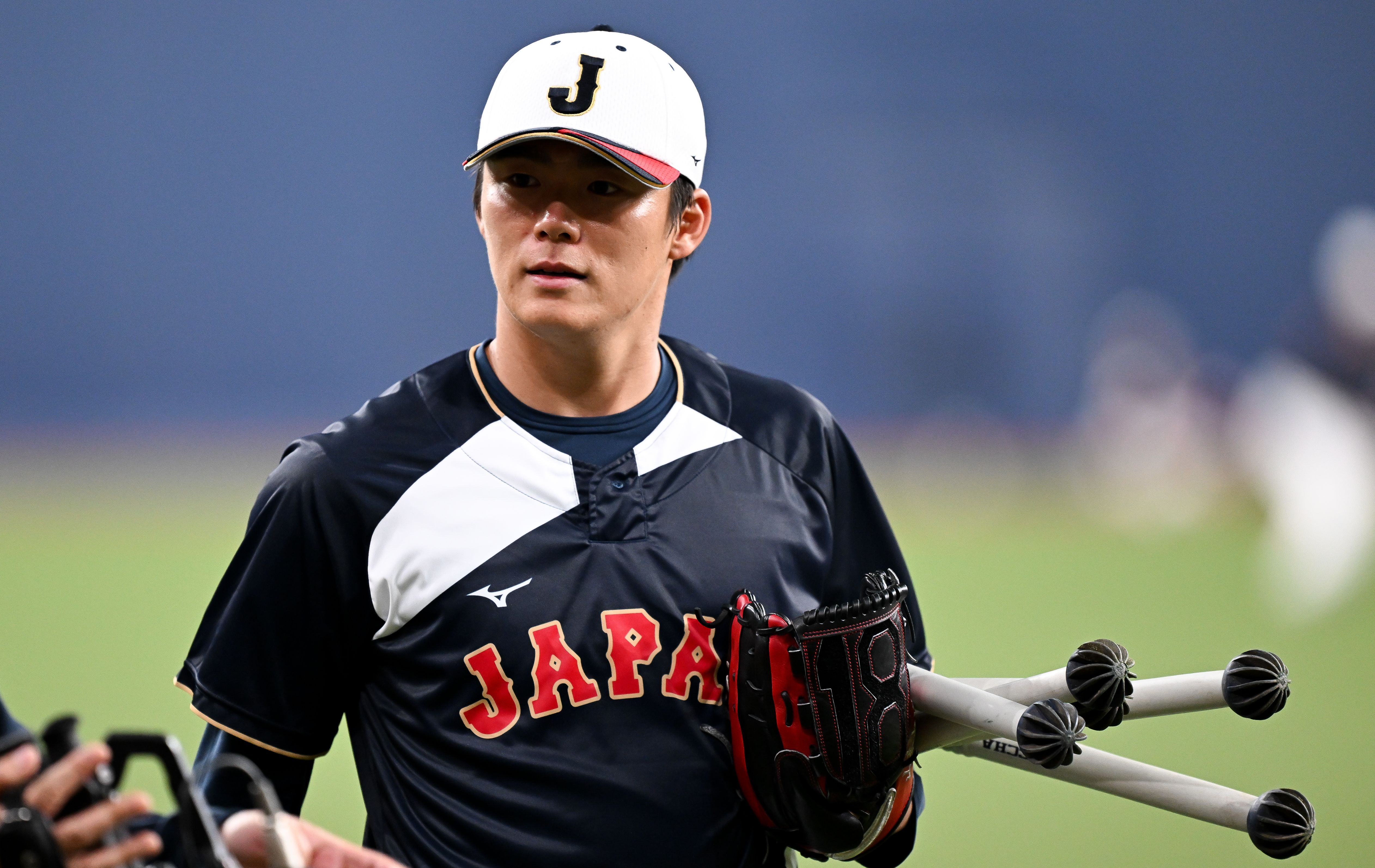 Kid’s Heartwarming Decision After Catching Yamamoto Ball Has Fans Emotional