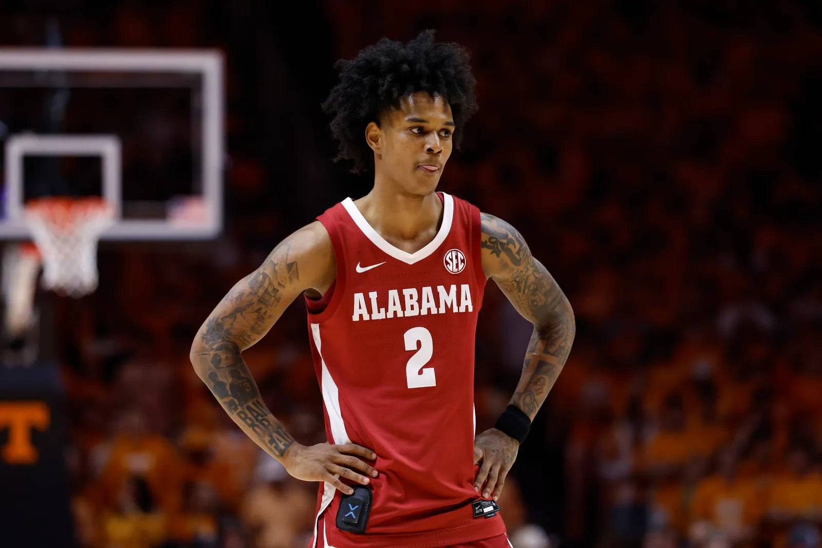 Alabama's Tough Call: Aden Holloway's Suspension Ahead of Sweet 16