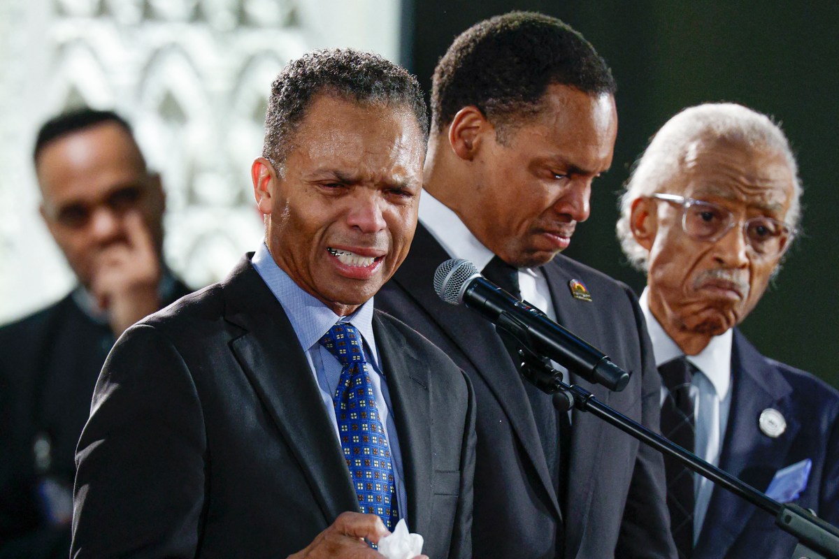 Jesse Jackson Jr. takes swipe at Biden, Obama after memorial service