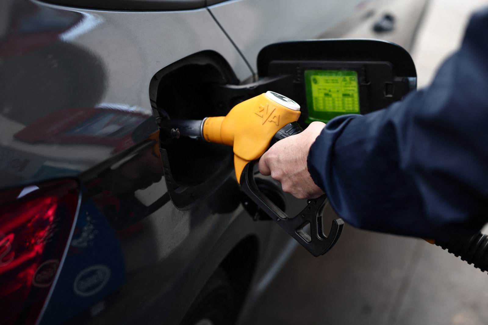 newsweek.com - Andrew Stanton - Trump's Jones Act waiver: How oil prices could be impacted