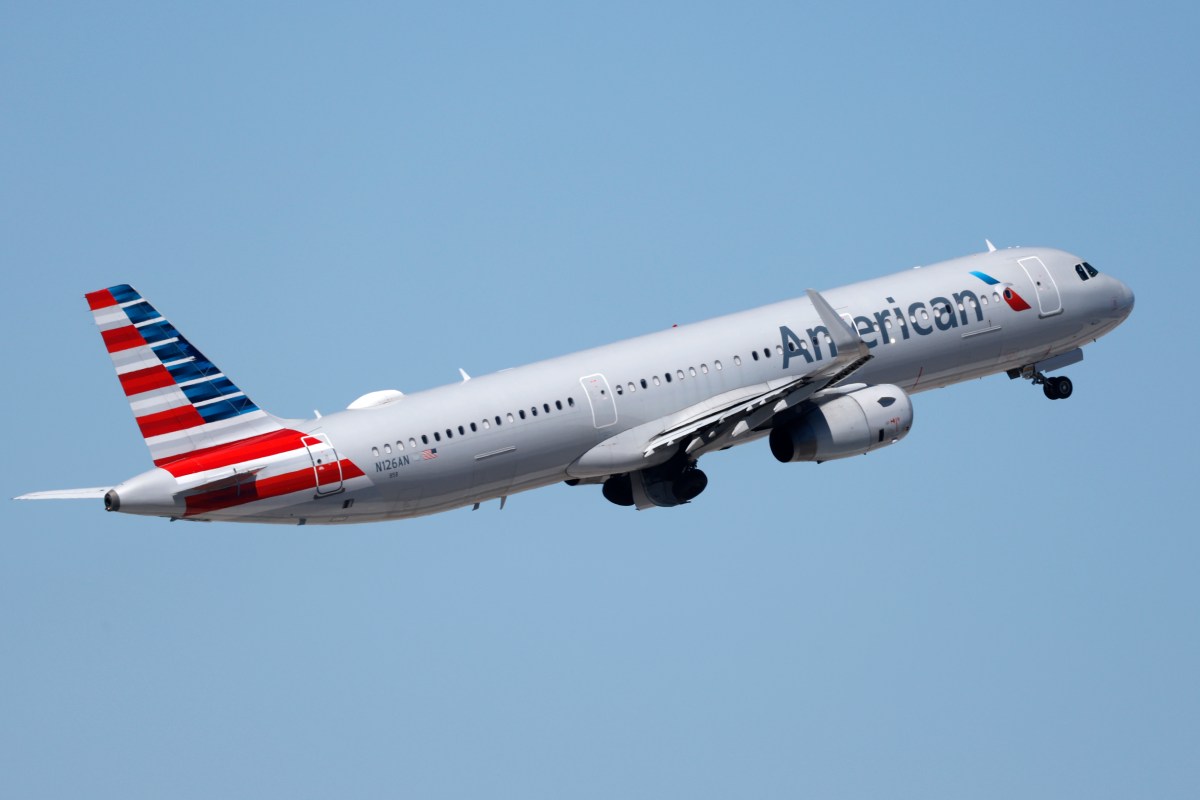 Mysterious Death of American Airlines Flight Attendant in Colombia