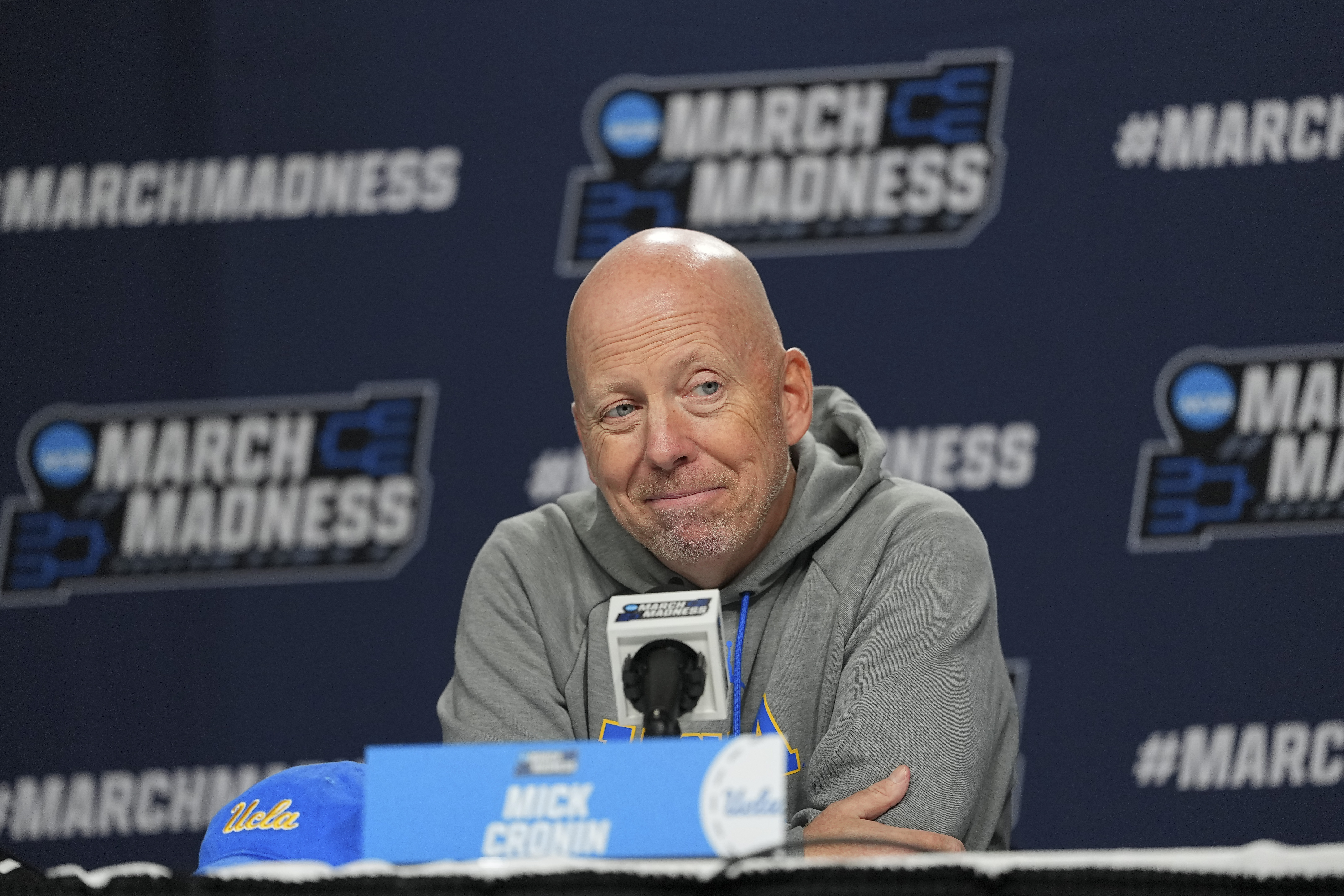 Mick Cronin Sounds Off on Criticism Tied to Dan Hurley Before UCLA-UConn