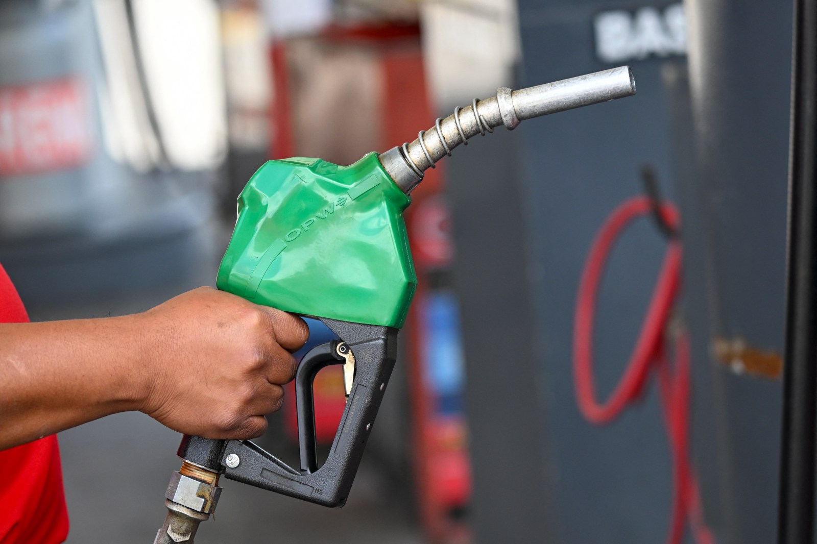 newsweek.com - Andrew Stanton - Map shows states with highest and lowest gas taxes as fuel prices soar