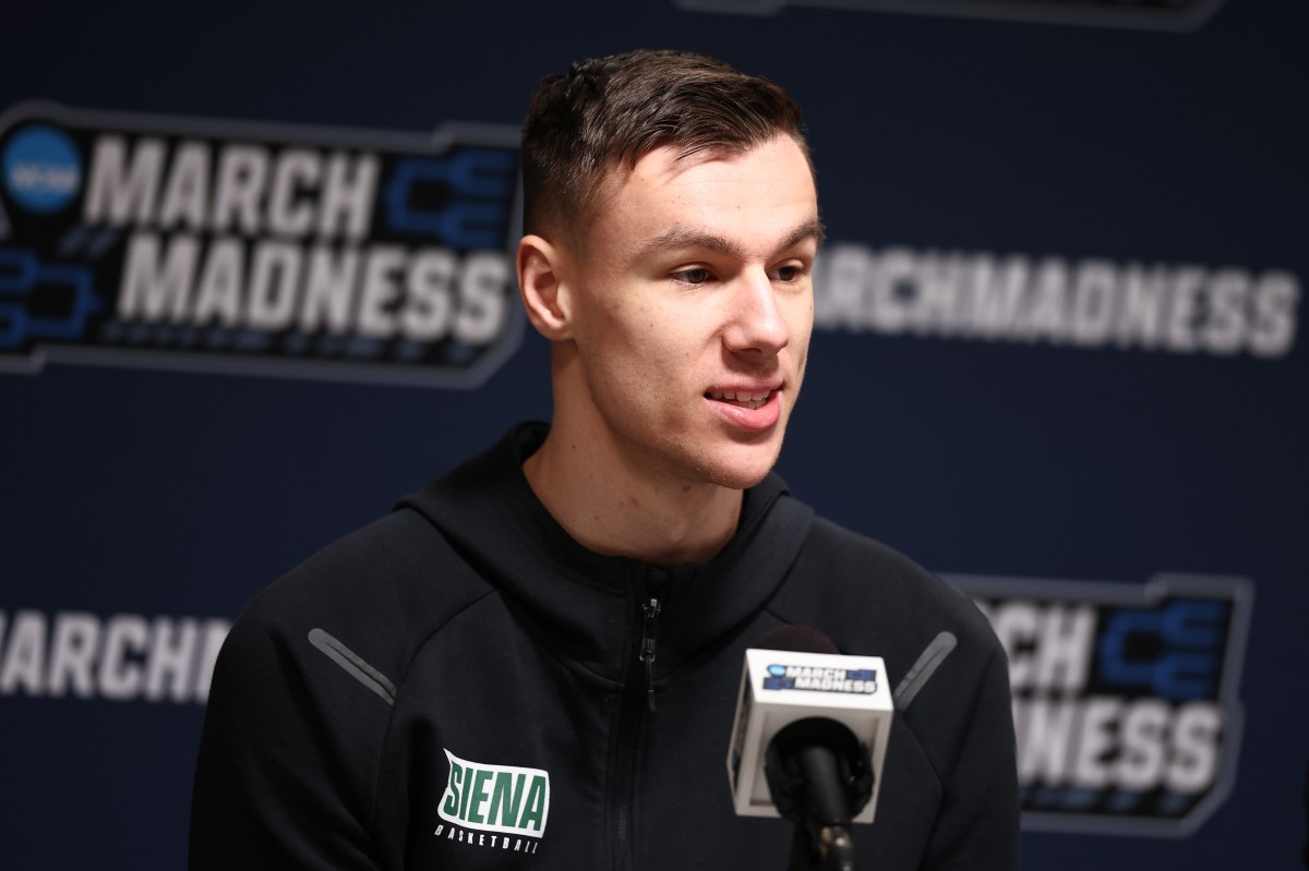 NCAA Tournament Star Enters Transfer Portal Days After Head Coach's Departure