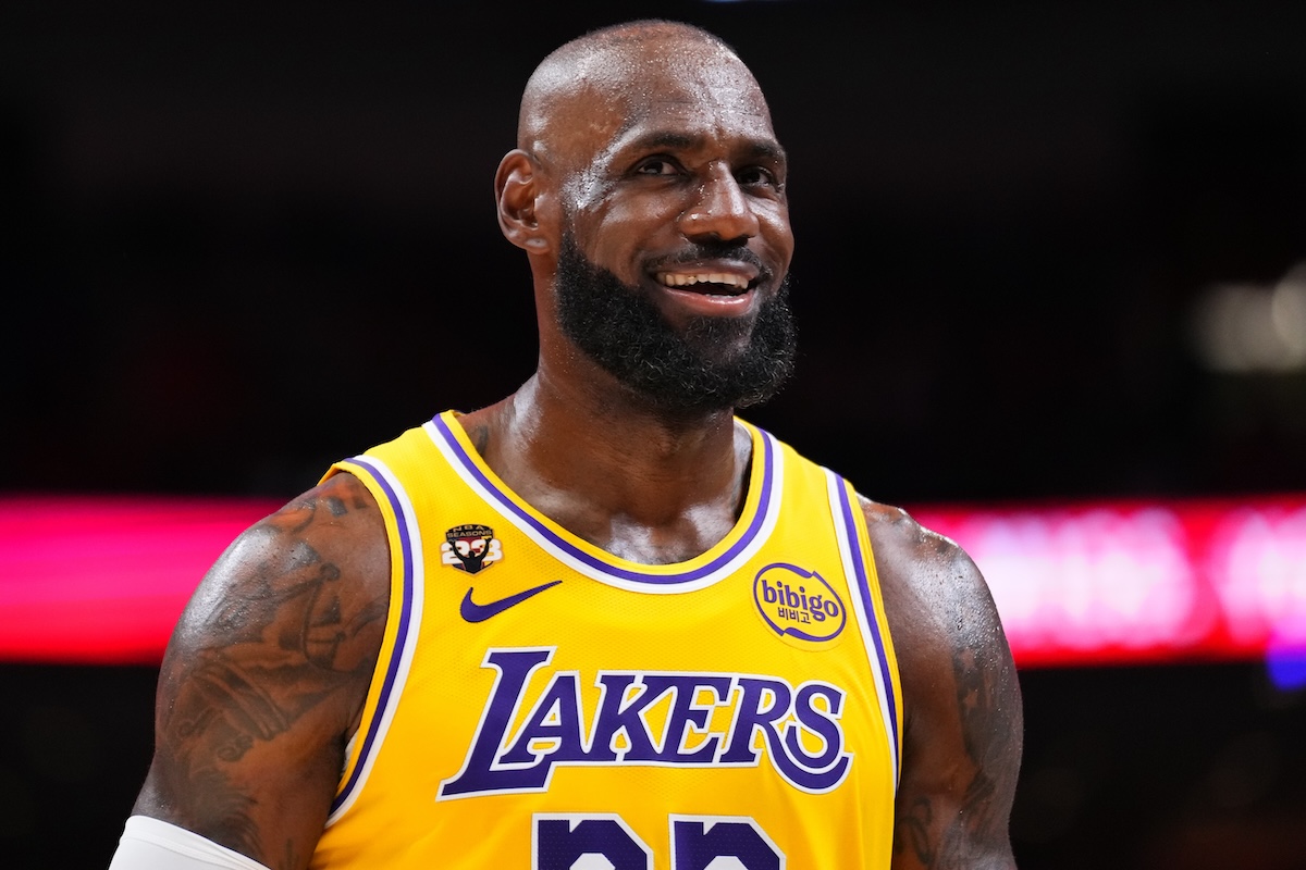 LeBron's Four-Word Cheer for Bryce and Arizona's Final Four Run