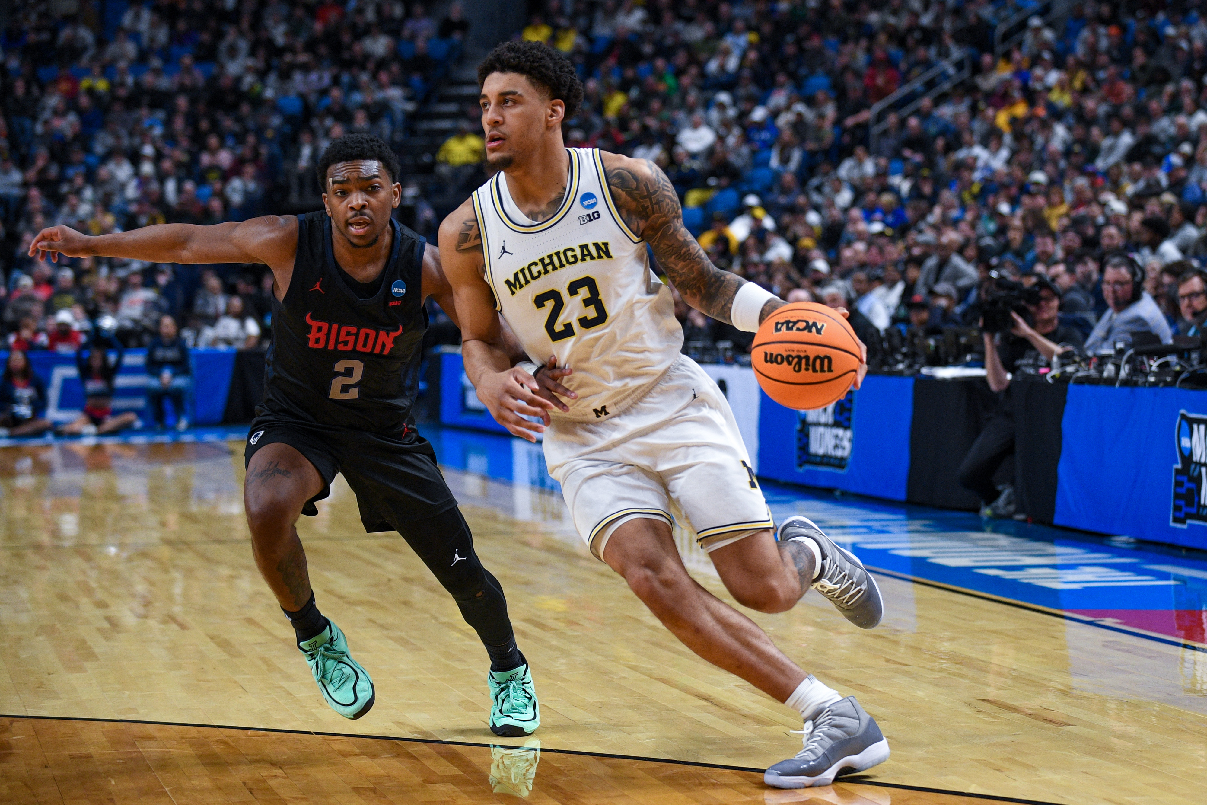 NCAA Tournament Round Of 32 Best Bets For Saturday: Odds, Picks For Every Game