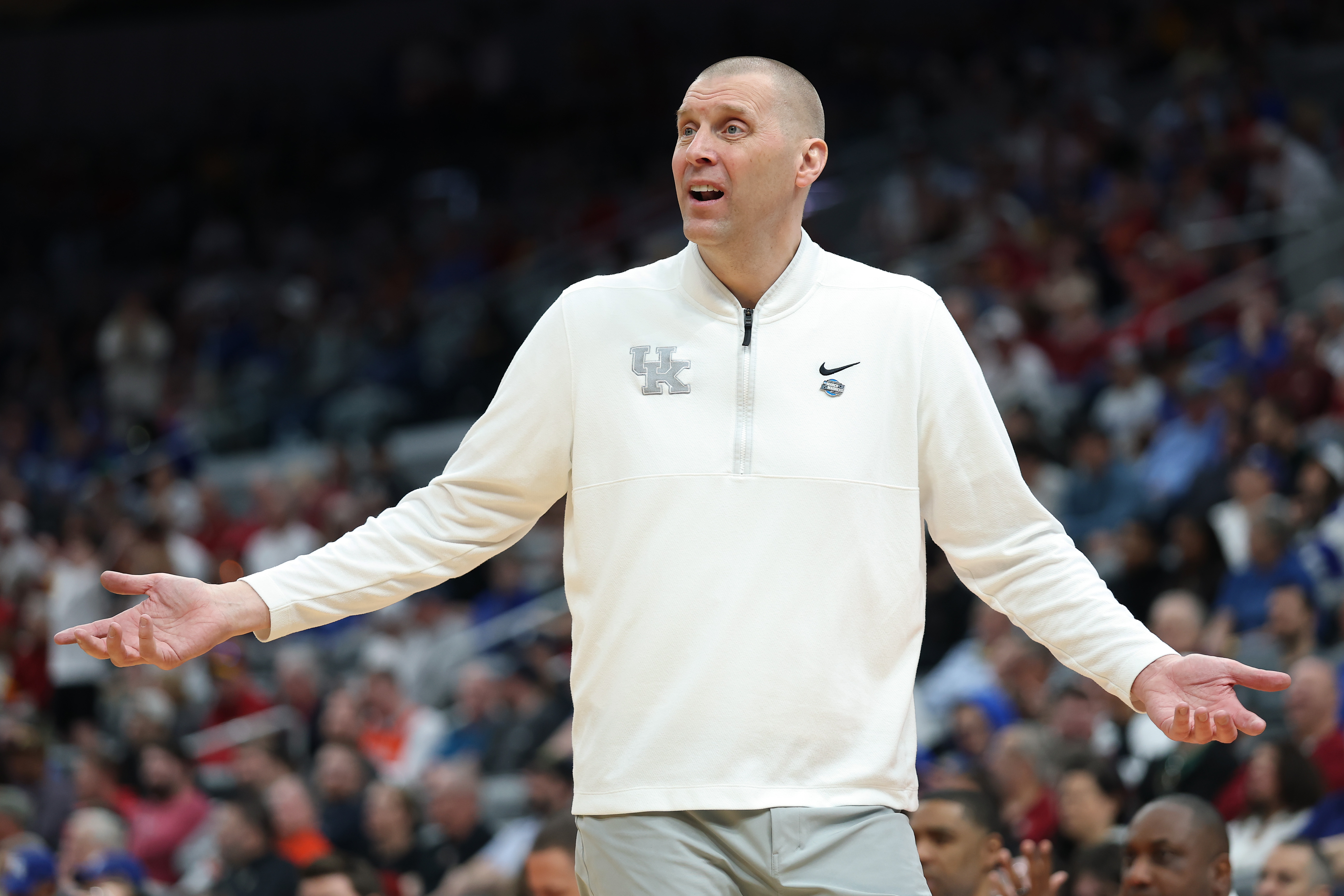 Fans Furious With Officials as Kentucky Survives Upset Bid From Santa Clara