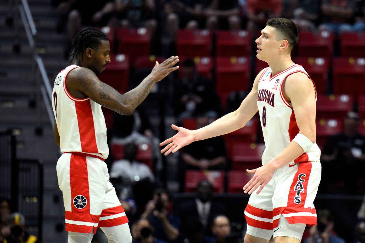 Arizona recupera o primeiro lugar no torneio da NCAA após a primeira rodada