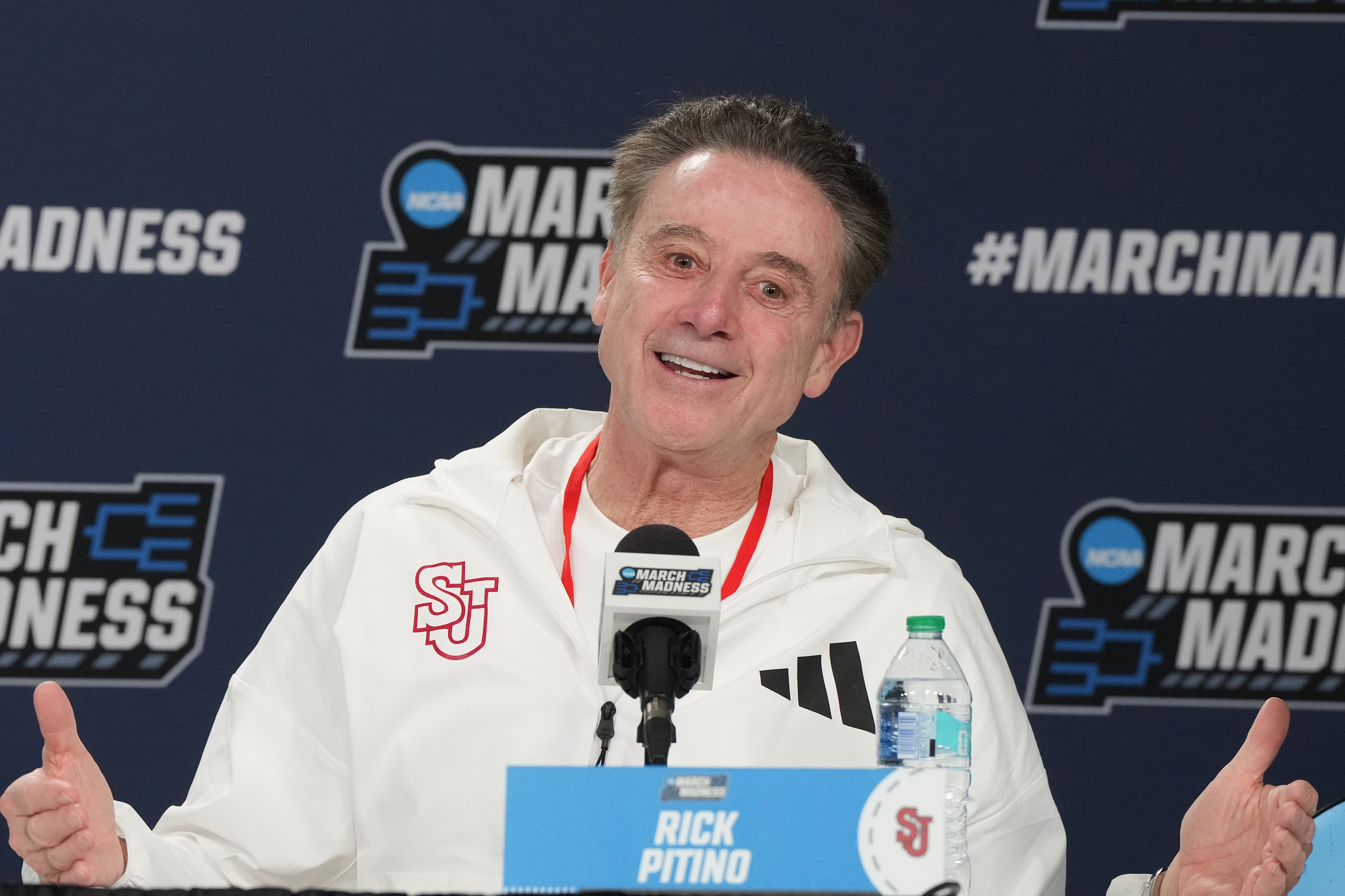 Rick Pitino Urges UNC to Replace Hubert Davis with This Coach