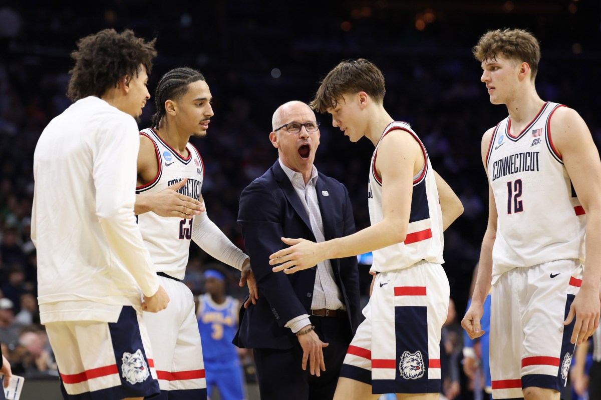 UConn’s Dan Hurley confused by boos after Final Four win vs. Illinois