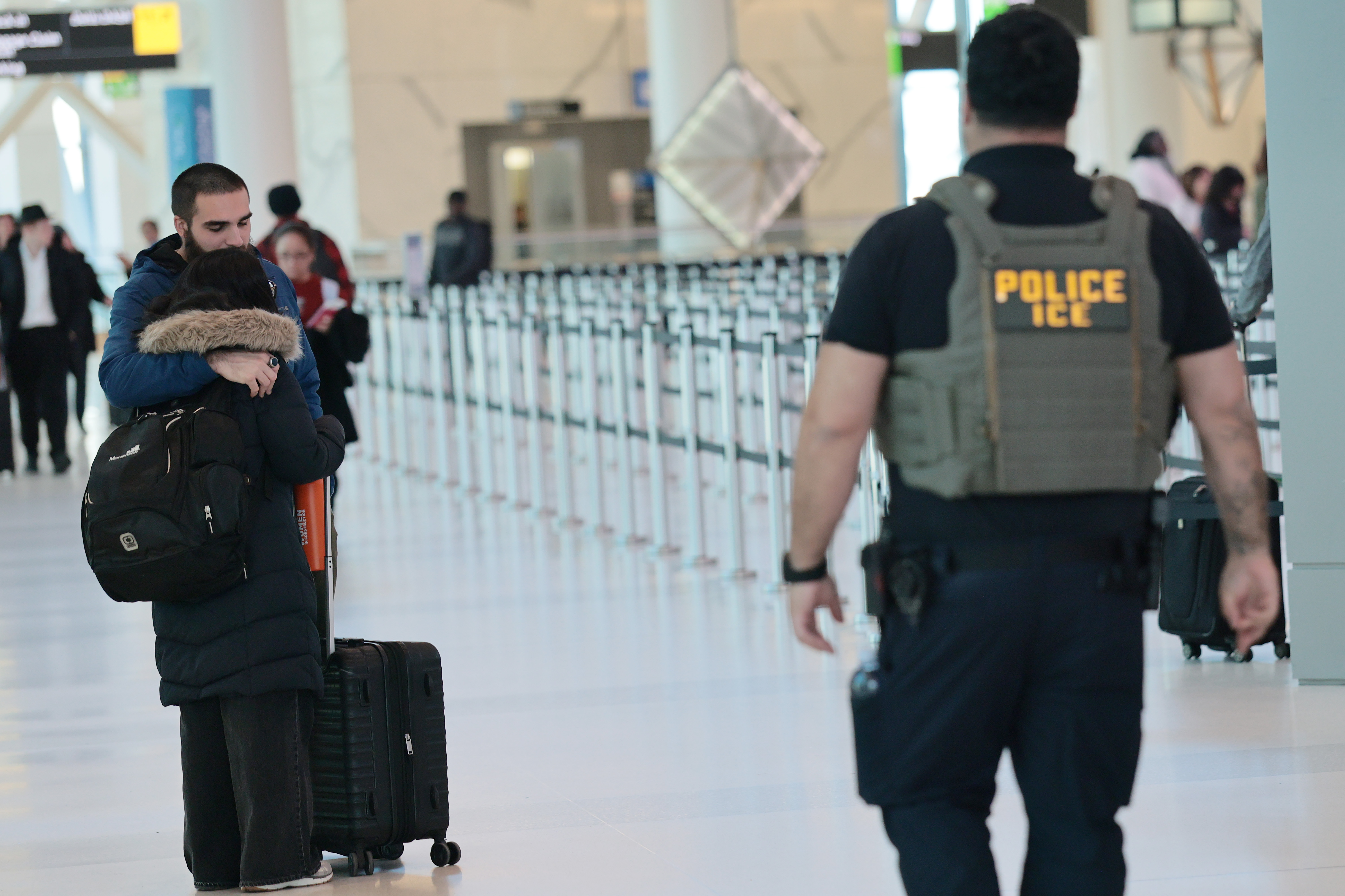 TSA Officer Says ICE Agents ‘In the Way’