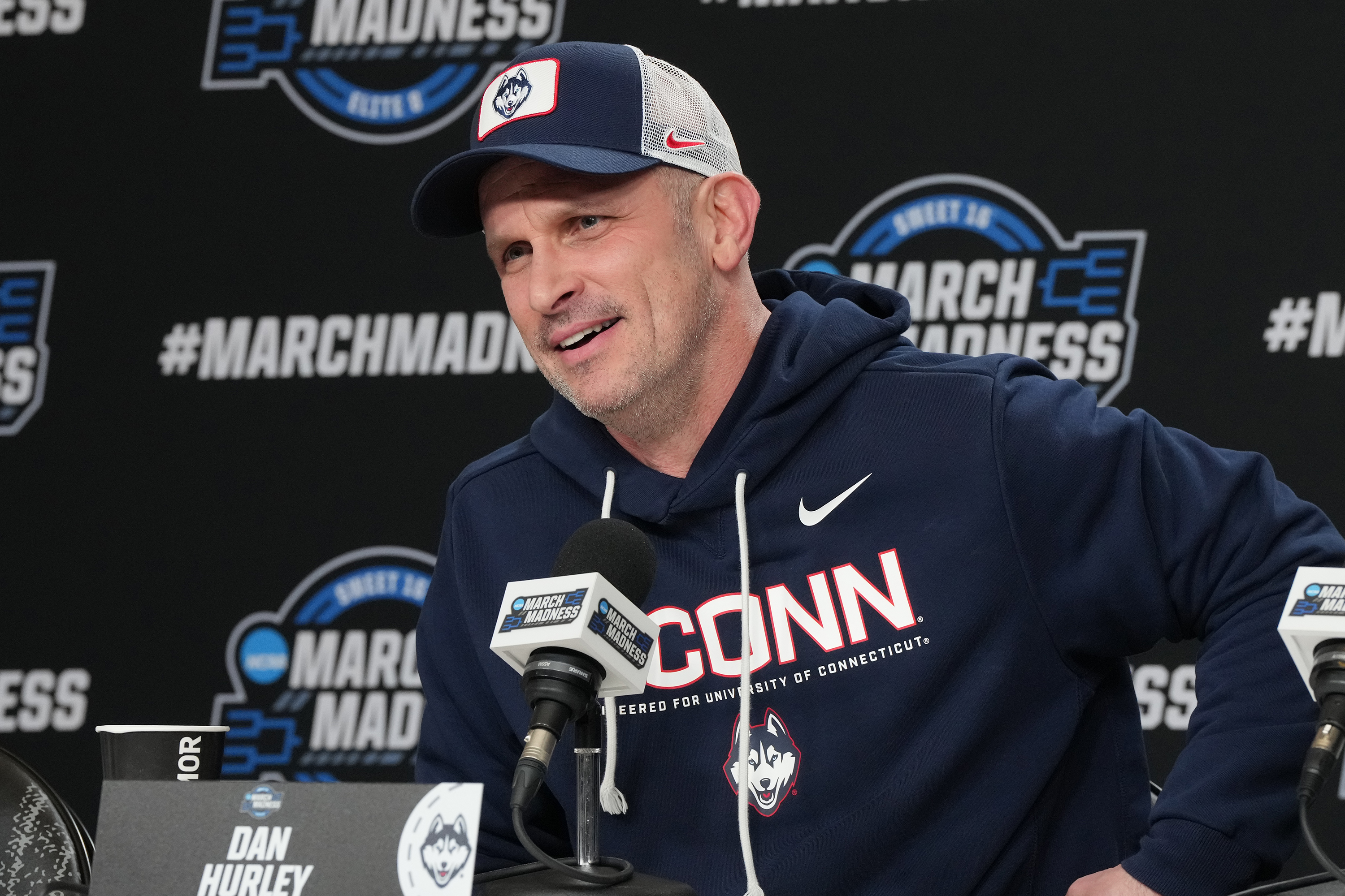 Dan Hurley Doesn’t Hold Back on ‘Soft’ Critics Before UConn-Michigan State