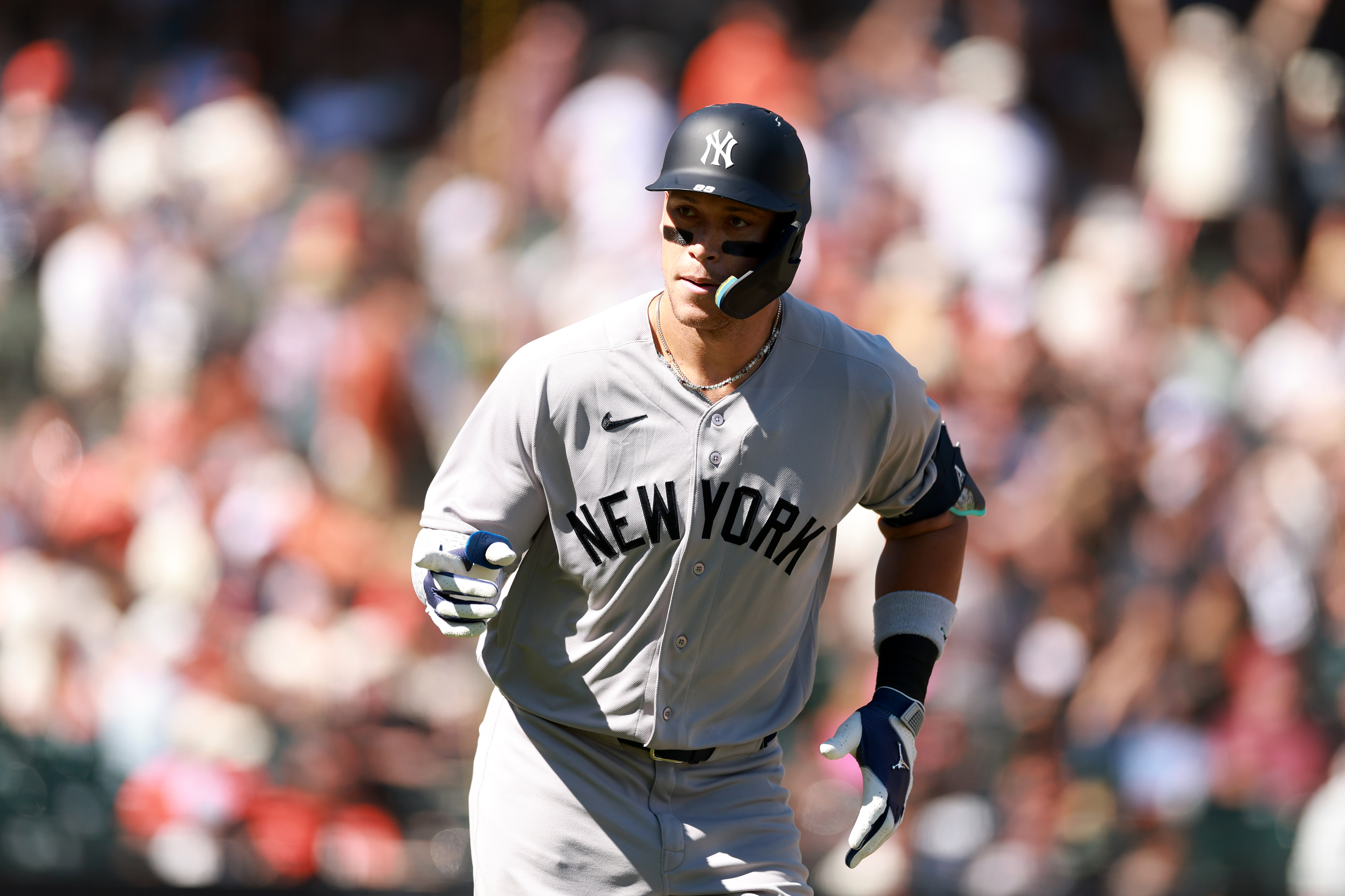 How to Watch Yankees vs Giants: Live Stream MLB, TV Channel