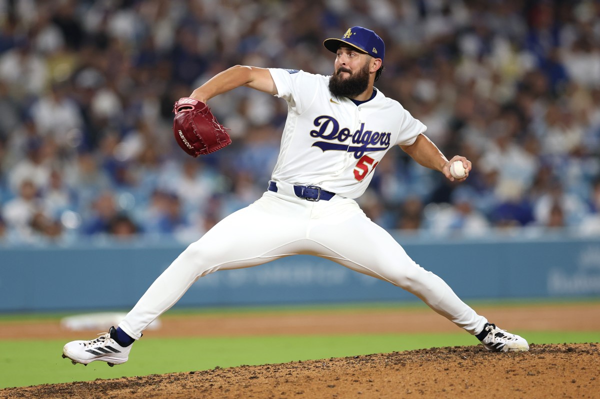 Dodgers' Alex Vesia debuts heartfelt on-field tribute to late daughter