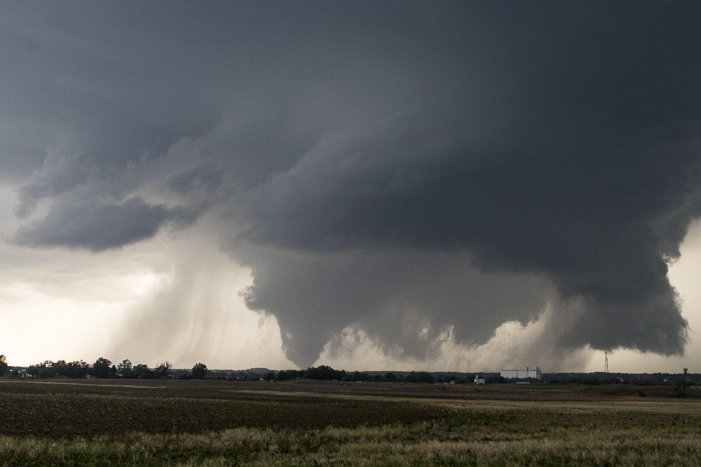 Tornado Warning as Thousands Told To Seek Shelter Immediately: 'Dangerous'
