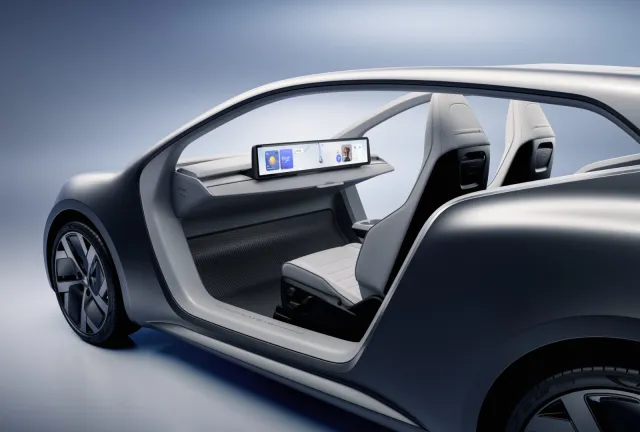 Forward facing view of the Lucid Lunar concept car