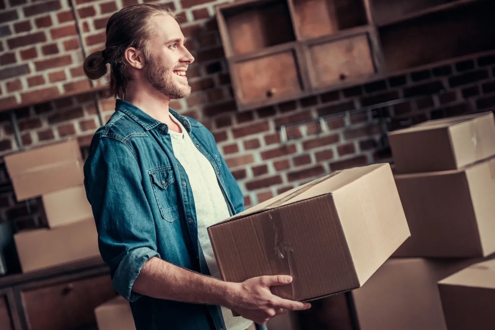 Man Finds Dad’s Time Capsule From 2004—Discovers ‘Legendary Loot’